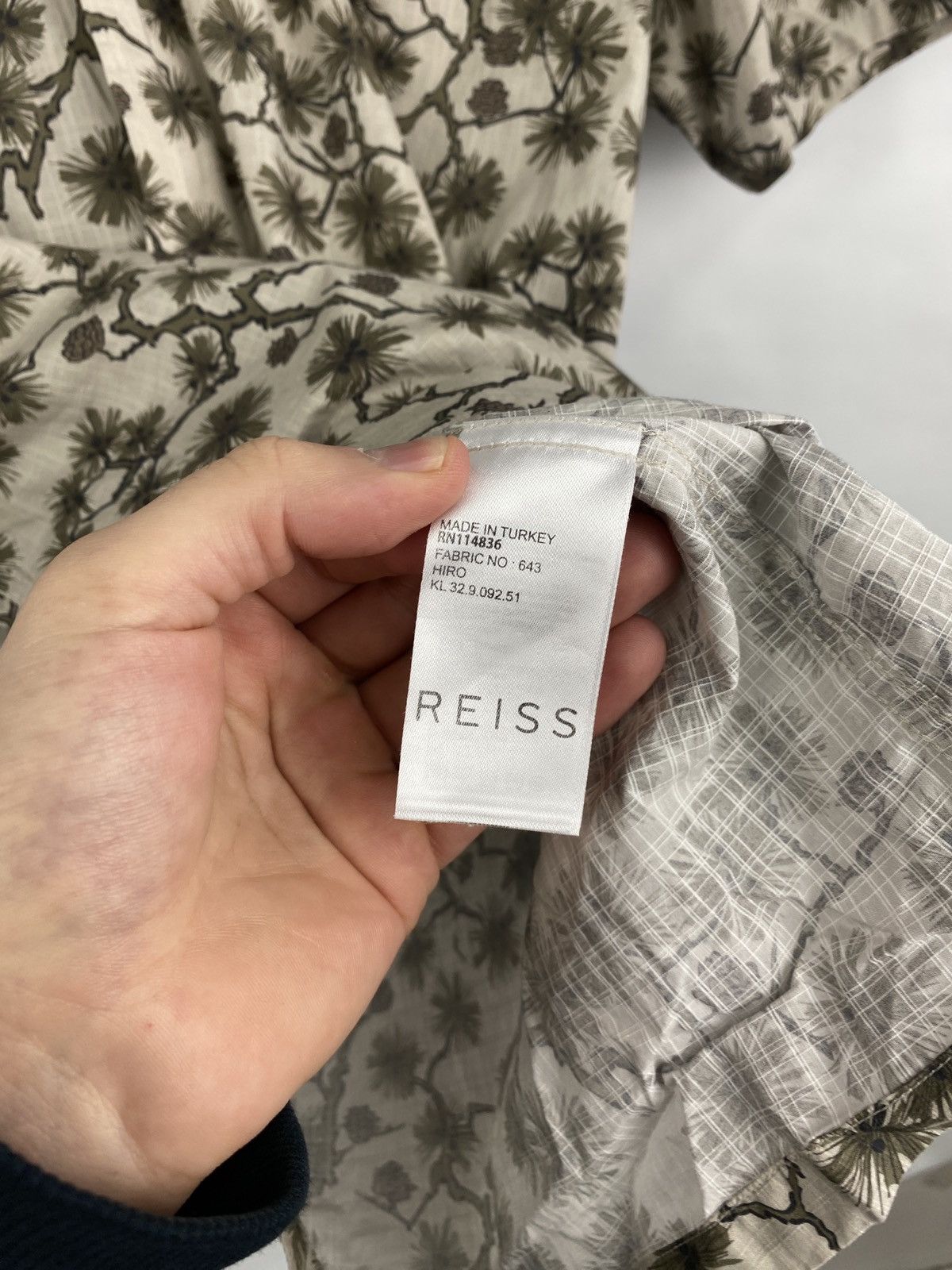 Reiss Reiss Luxury Hawaiian Button Up Shirt Size US M / EU 48-50 / 2 - 6 Thumbnail