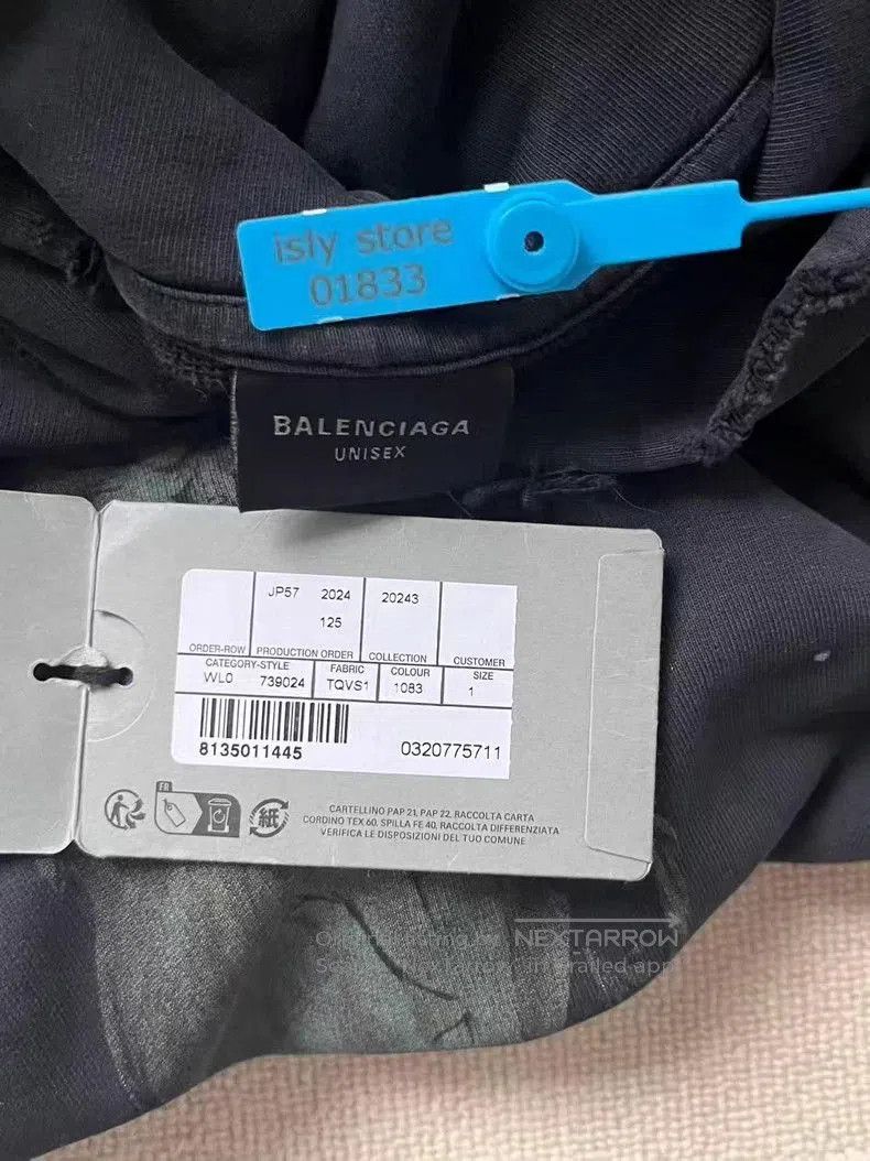 Balenciaga Balenciaga Printed Hoodie Long Sleeve. Size US XS / EU 42 / 0 - 5 Thumbnail