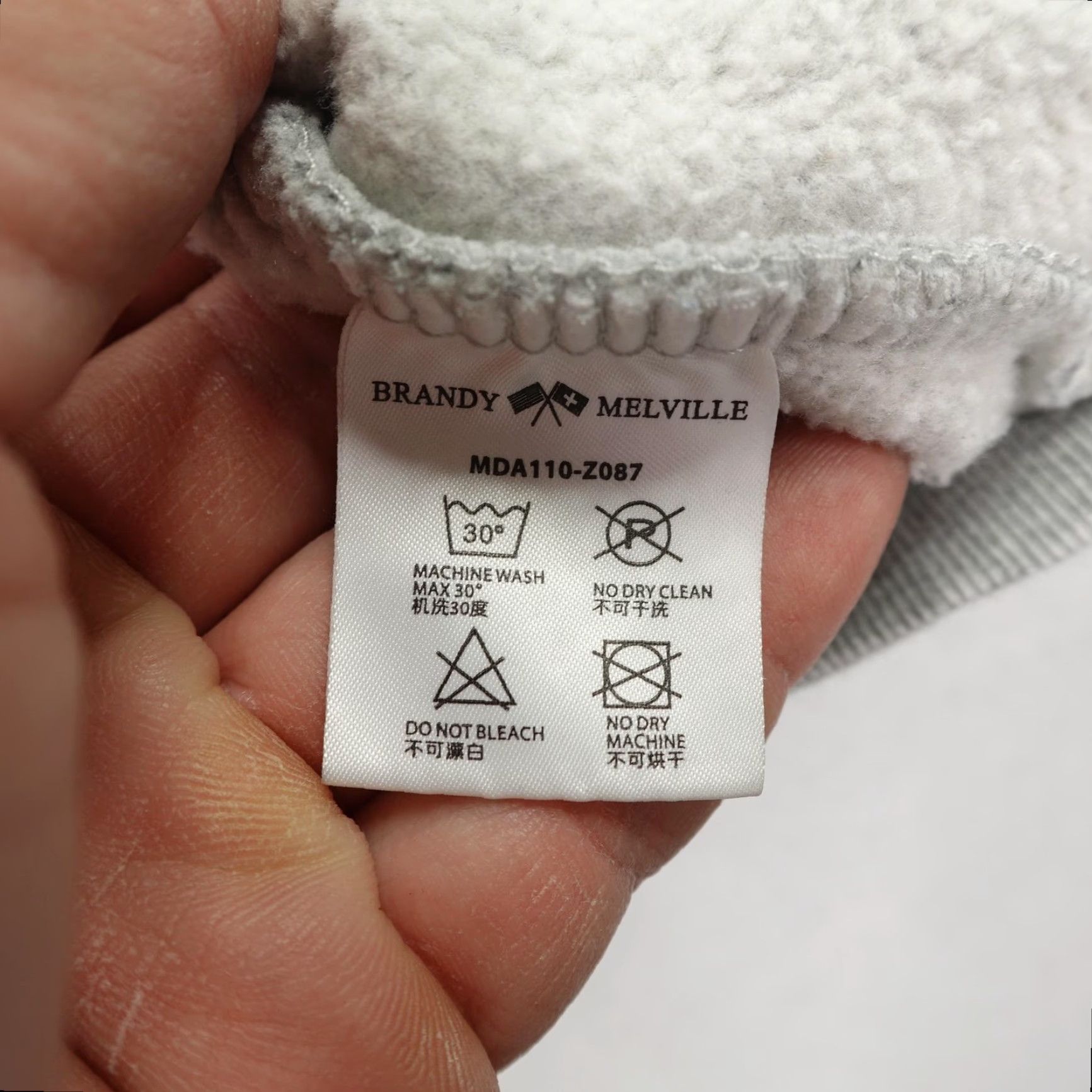 Brandy Melville Brandy Melville Hoodie Womens Oversized New York Pullover Sweatshirt Sweater Size ONE SIZE - 5 Thumbnail