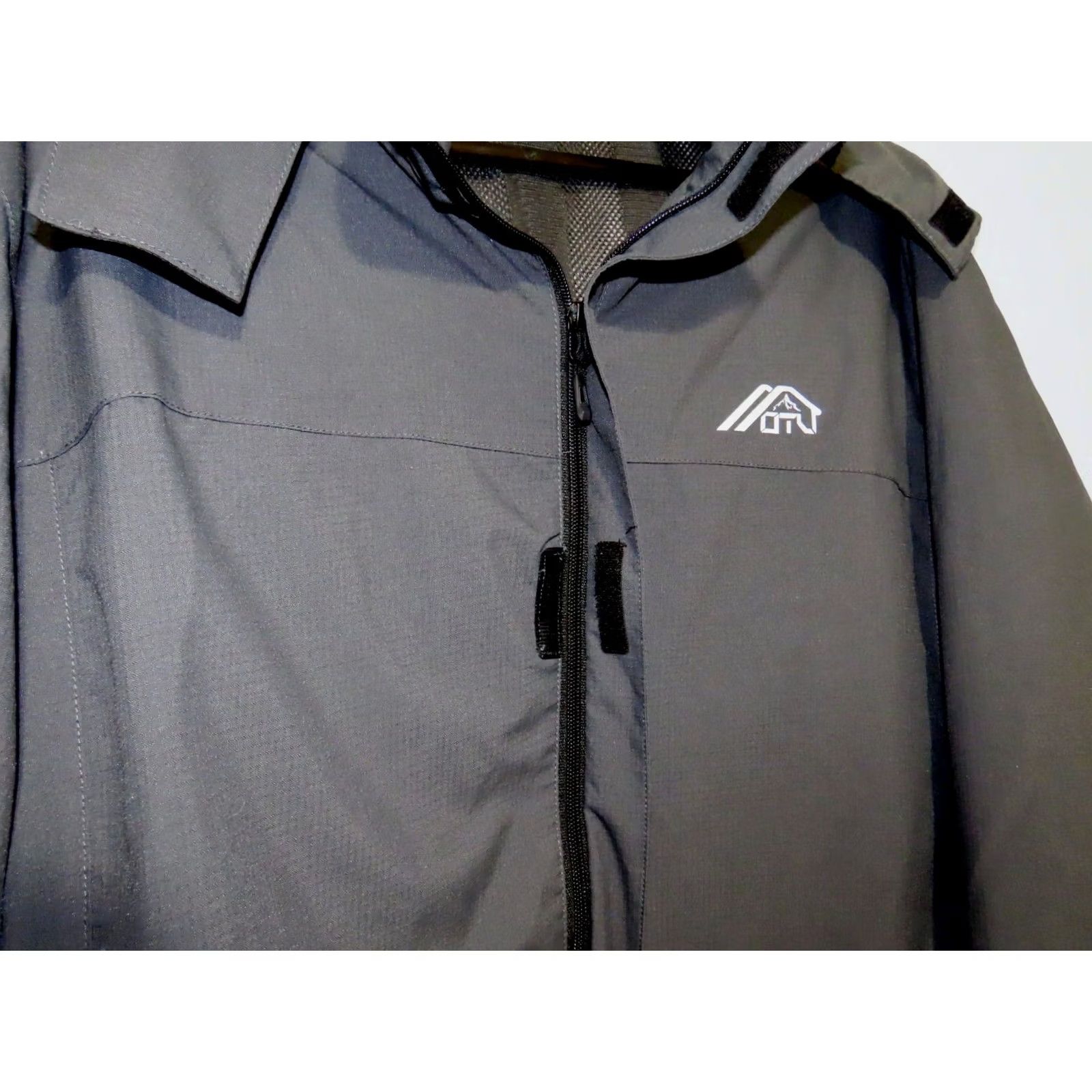 Rains OTU Men's L Black Hooded Rain Jacket Coat Waterproof Breathable Rain Jacket Mens L Black OTU Size US L / EU 52-54 / 3 - 6 Thumbnail