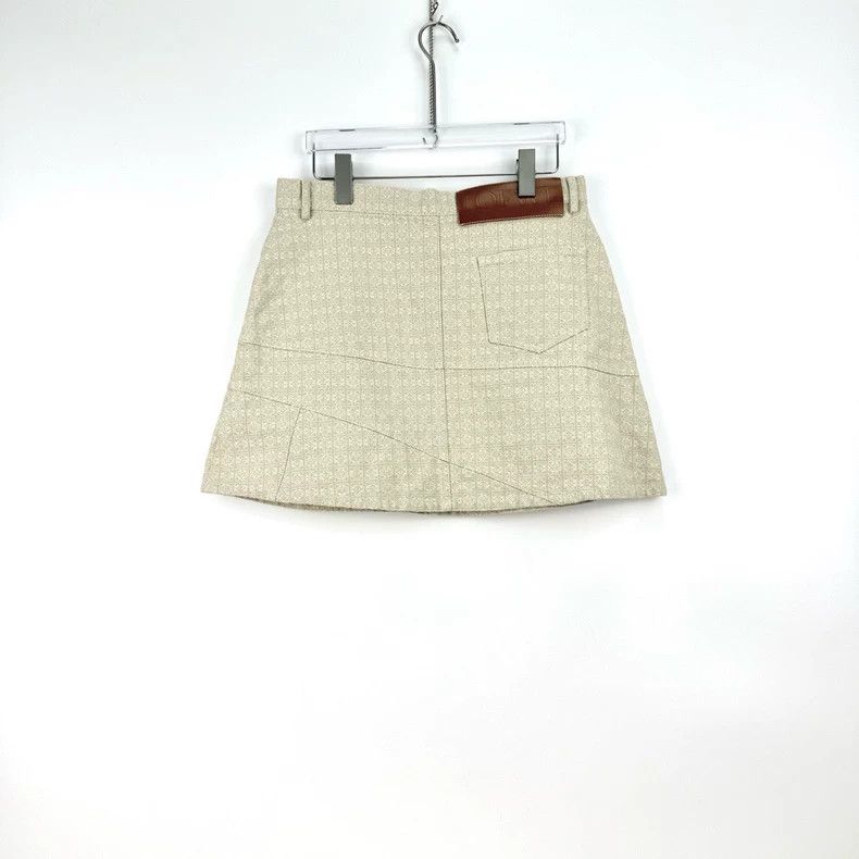 Loewe loewe 42Logo leather label skirt 2504-Nextarrow Size M / US 6-8 / IT 42-44 - 4 Thumbnail