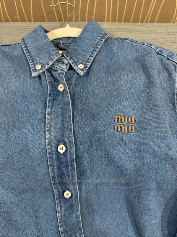 Miu Miu Miu Miu Blue Denim Cropped Shirt for Women . Size S / US 4 / IT 40 - 3 Thumbnail