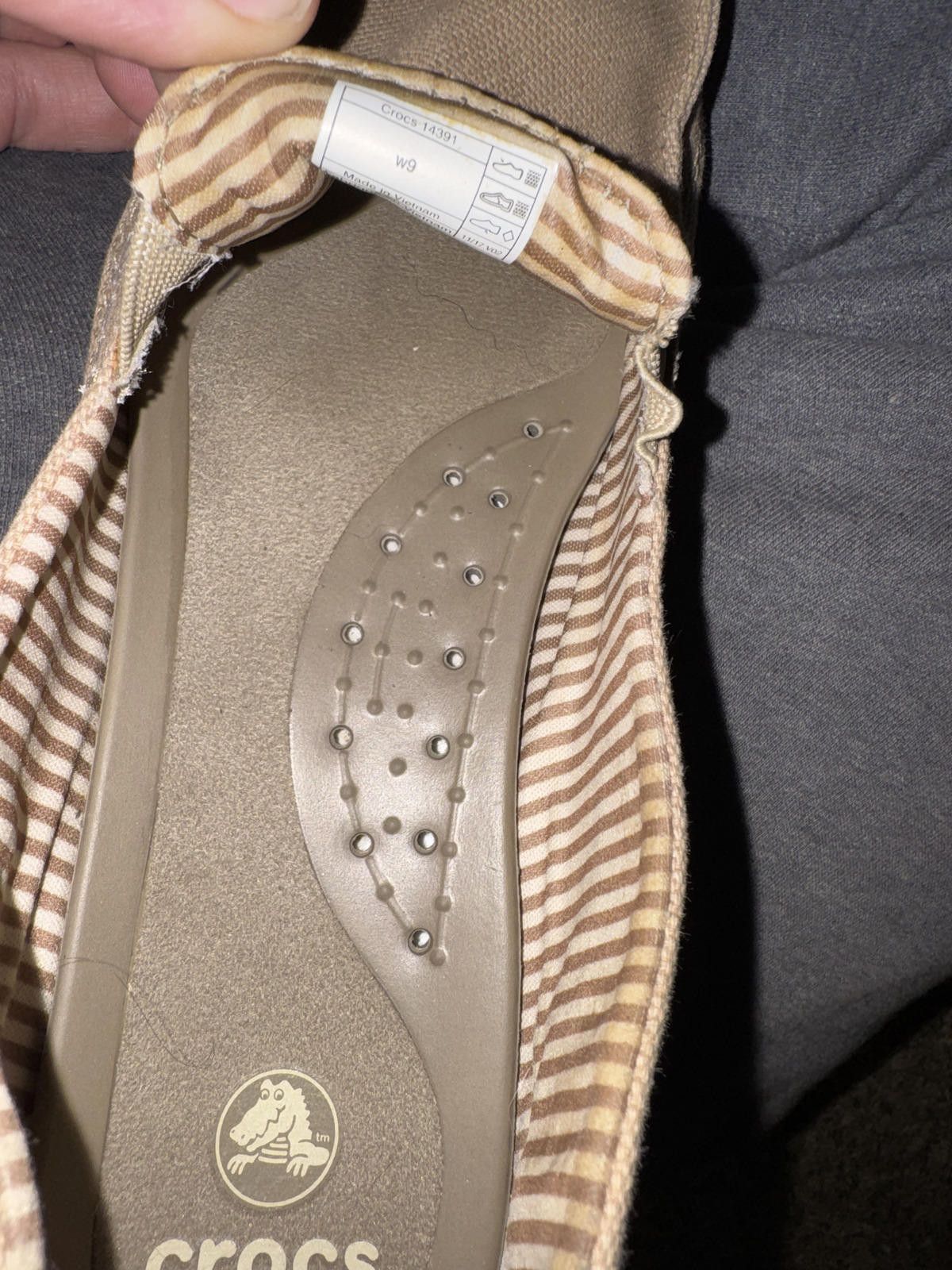 Crocs Crocs Beige Slip-On Casual Shoes Size US 9 / IT 39 - 4 Thumbnail
