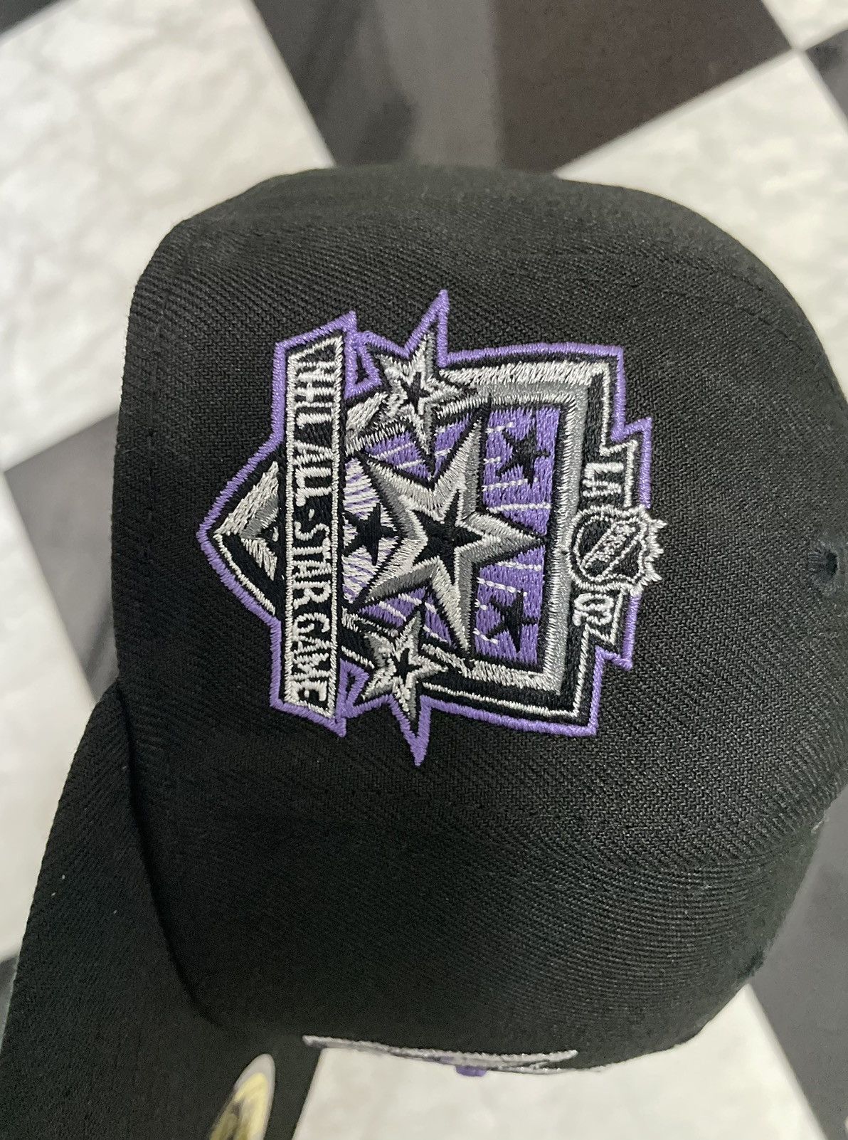 New Era Exclusive LA kings fitted size 7 Size ONE SIZE - 2 Thumbnail