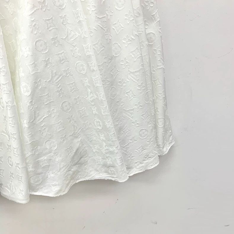 Louis Vuitton Louis Vuitton White logo embossed cotton lace dress Size XS / US 0-2 / IT 36-38 - 5 Thumbnail