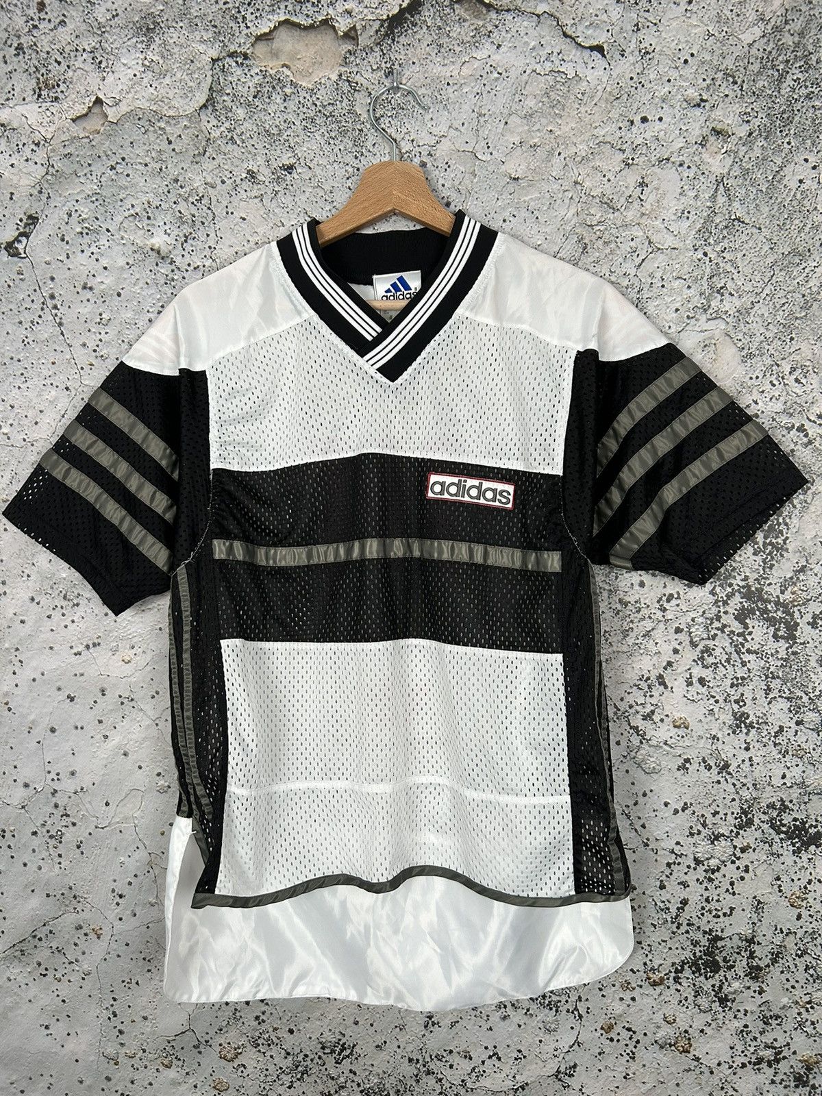 Adidas Vintage Adidas 90s Sportswear Jersey Hype Rare Size US M / EU 48-50 / 2 - 2 Thumbnail