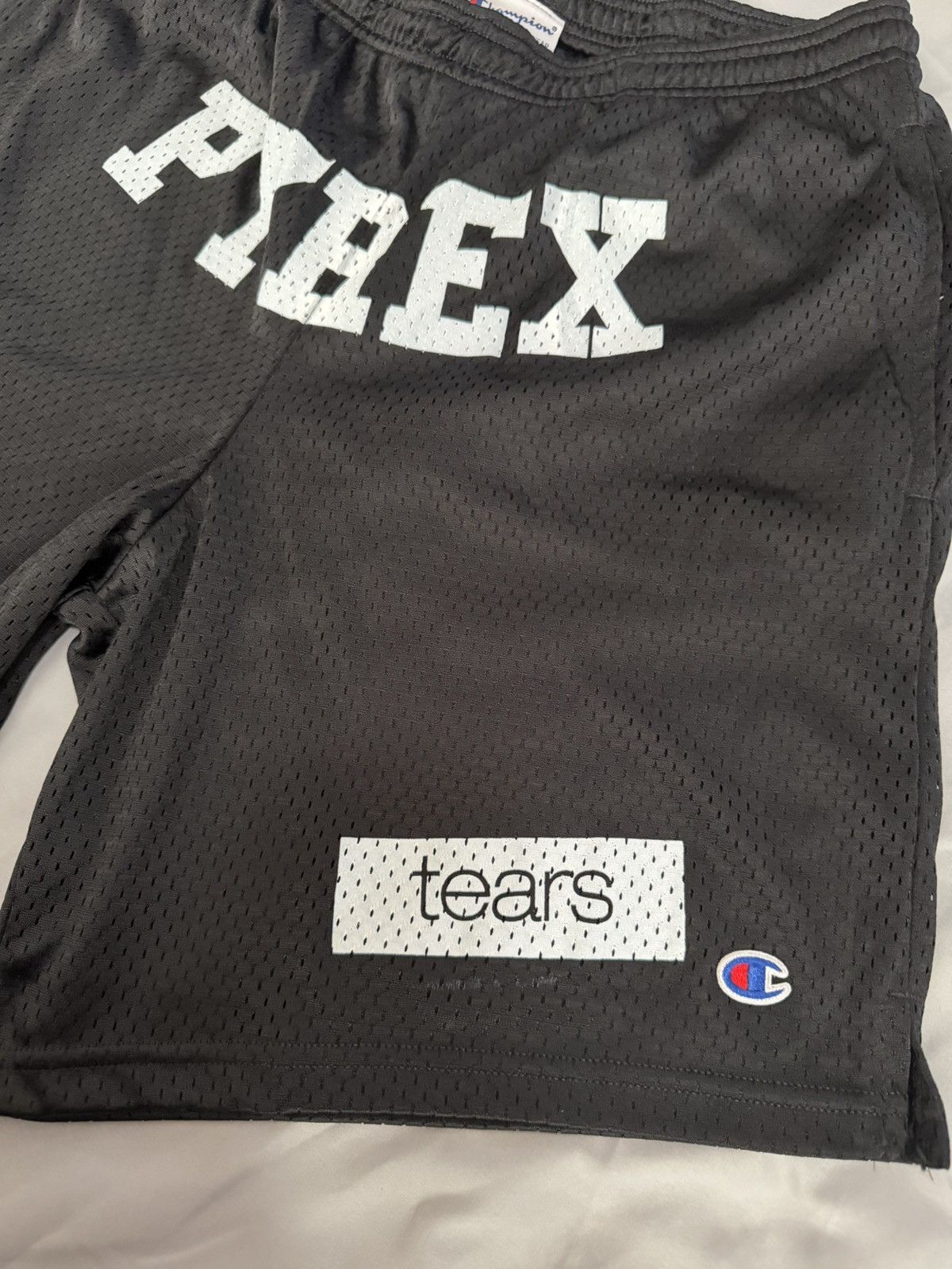 DENIM TEARS × Pyrex Vision DENIM TEARS x PYREX TEARS Black Mesh Shorts in Medium Size US 32 / EU 48 - 2 Thumbnail