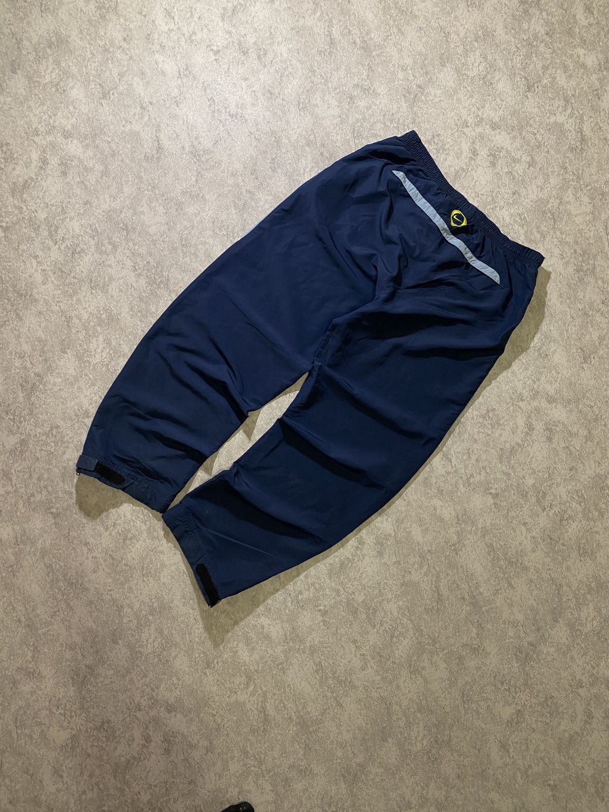 Nike Vintage Nike Navy Blue Track Pants “90” Logo Size US 36 / EU 52 - 3 Thumbnail