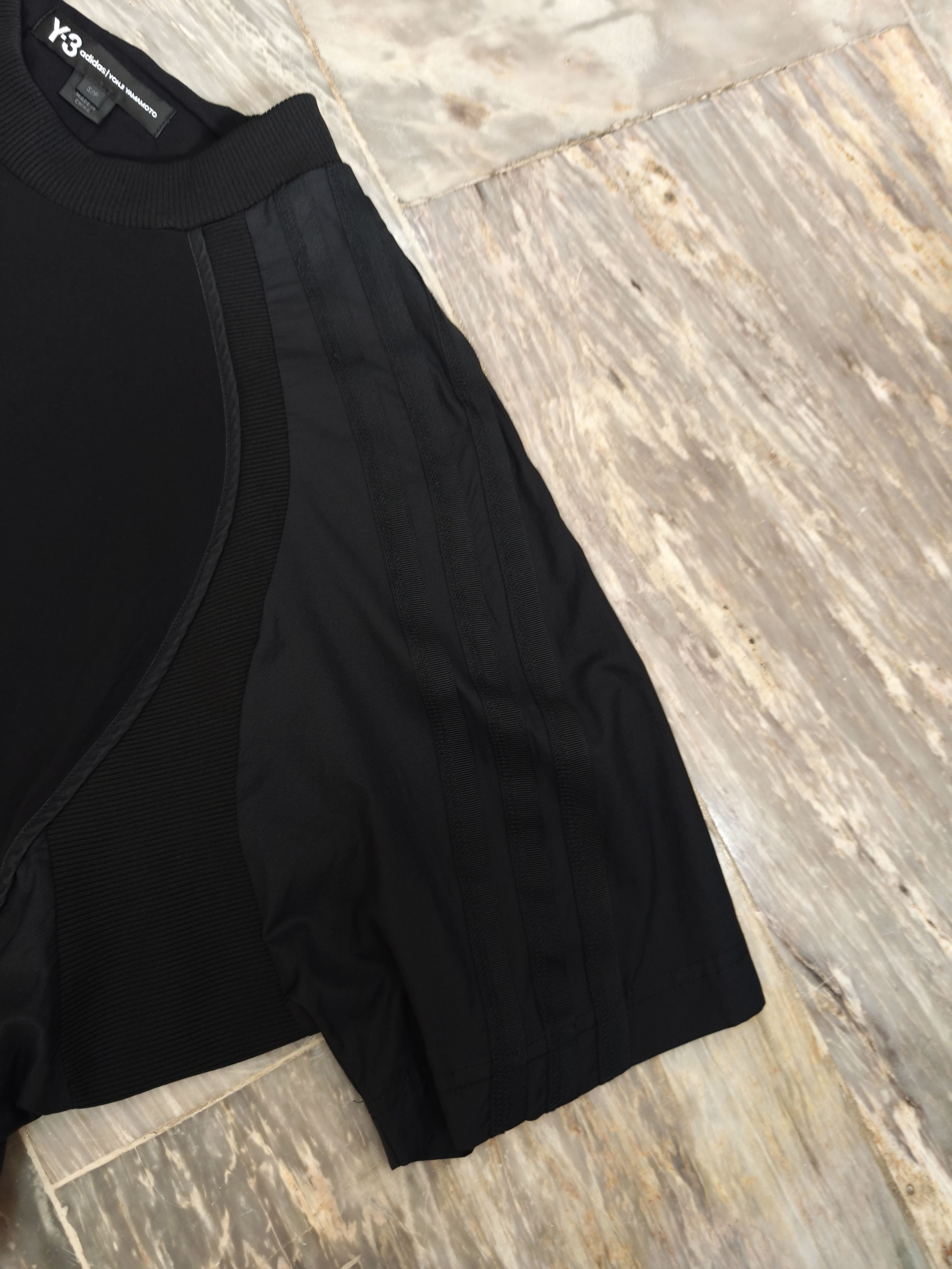 Y-3 Y-3 Stretch Nylon Switching Design T Shirt Black Size US S / EU 44-46 / 1 - 4 Thumbnail