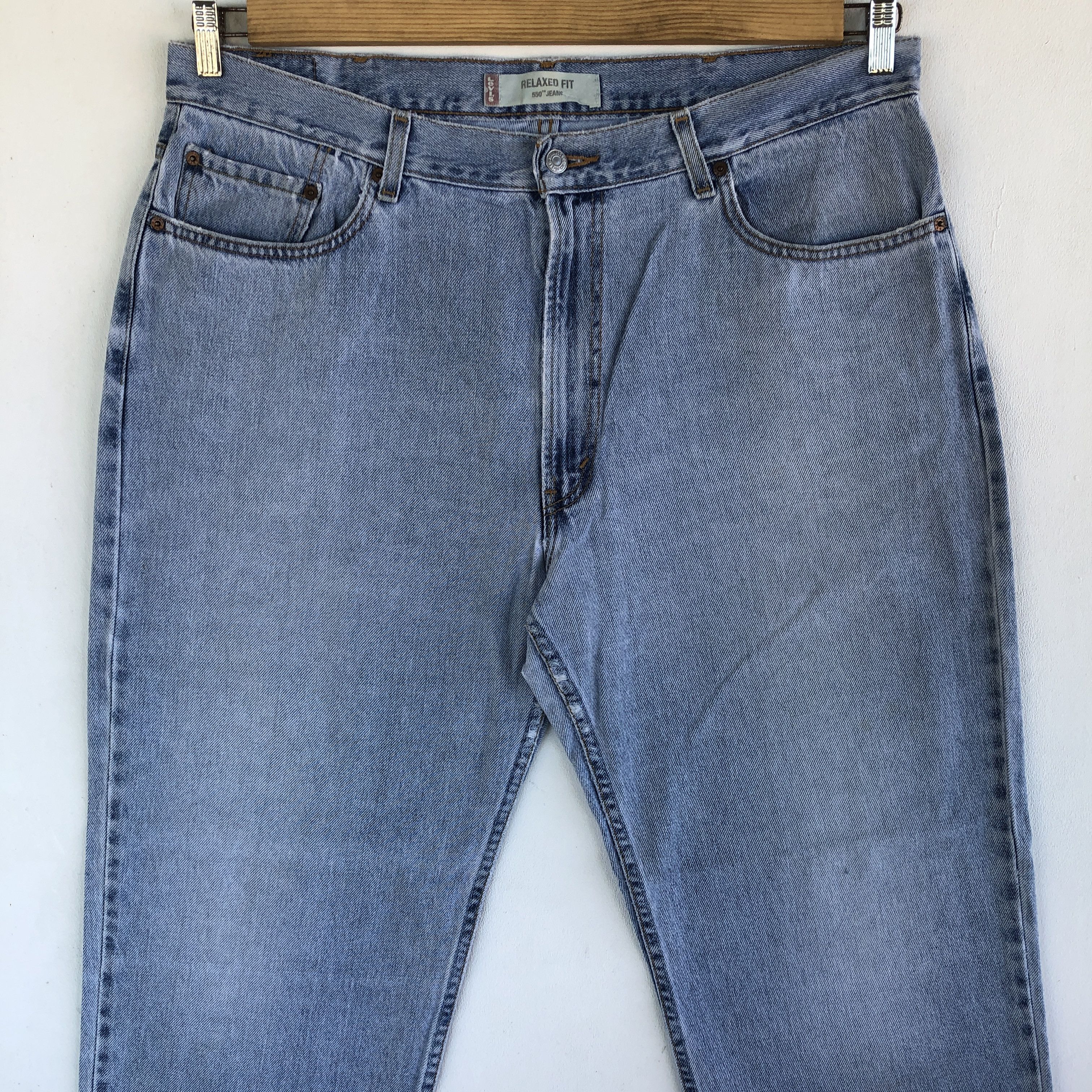 Levi's Vintage Light Wash Levi's Jeans Levi's 550 Denim Size US 38 / EU 54 - 3 Thumbnail