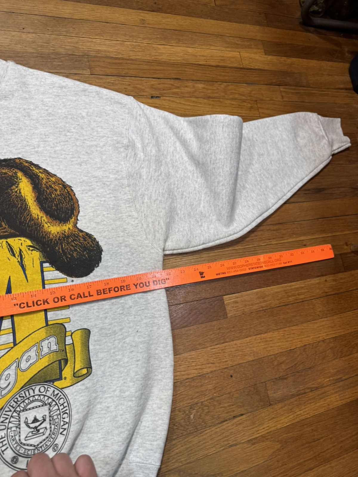 Vintage Vintage Michigan Wolverines Sweatshirt Size US L / EU 52-54 / 3 - 5 Thumbnail