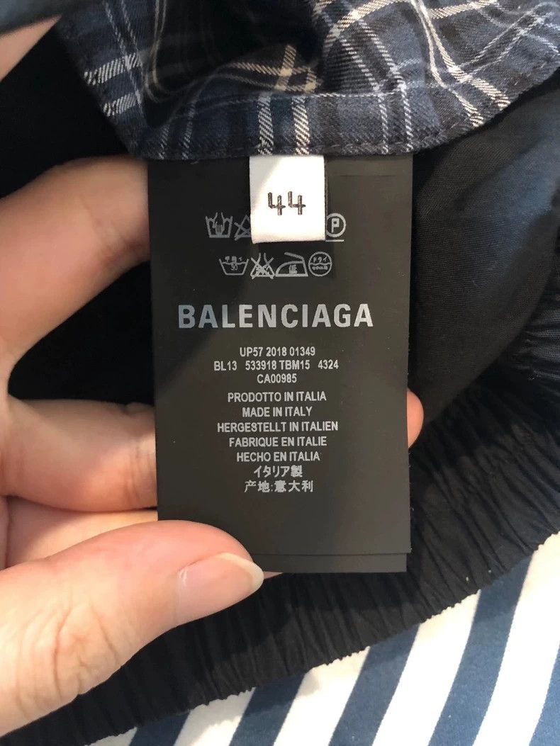 Balenciaga Balenciaga Purple Plaid Patchwork Jacket with Windbreaker Size US S / EU 44-46 / 1 - 3 Thumbnail