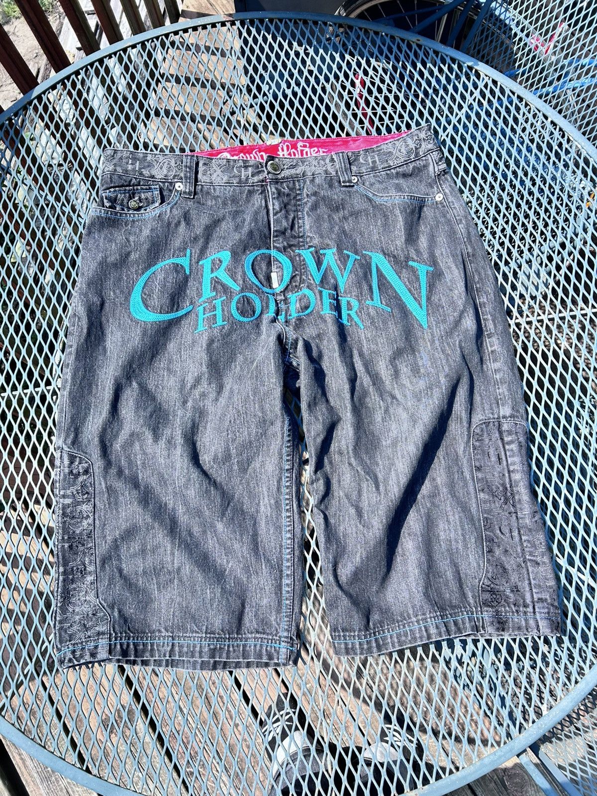 Other CRAZY RARE Y2K CROWN HOLDER JORTS PREMIUM METAL HARDWARE Size US 42 / EU 58 - 1 Thumbnail