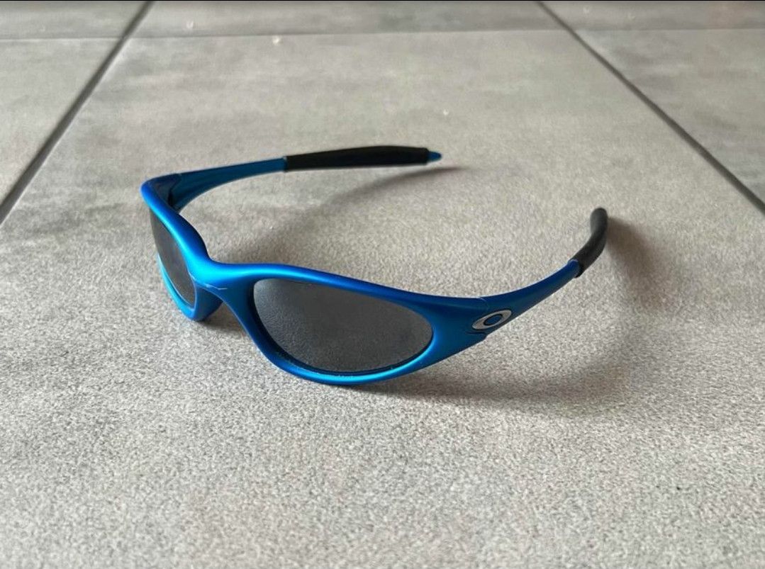 image of Oakley Sunglasses Minute Gen 2 Electric Blue, Men's