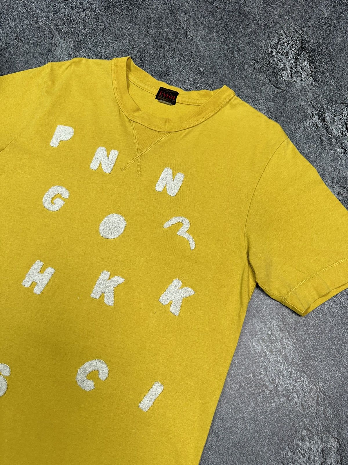 Evisu × Japanese Brand × Vintage EVISU vintage T shirt logo yellow Tee Size US L / EU 52-54 / 3 - 6 Thumbnail