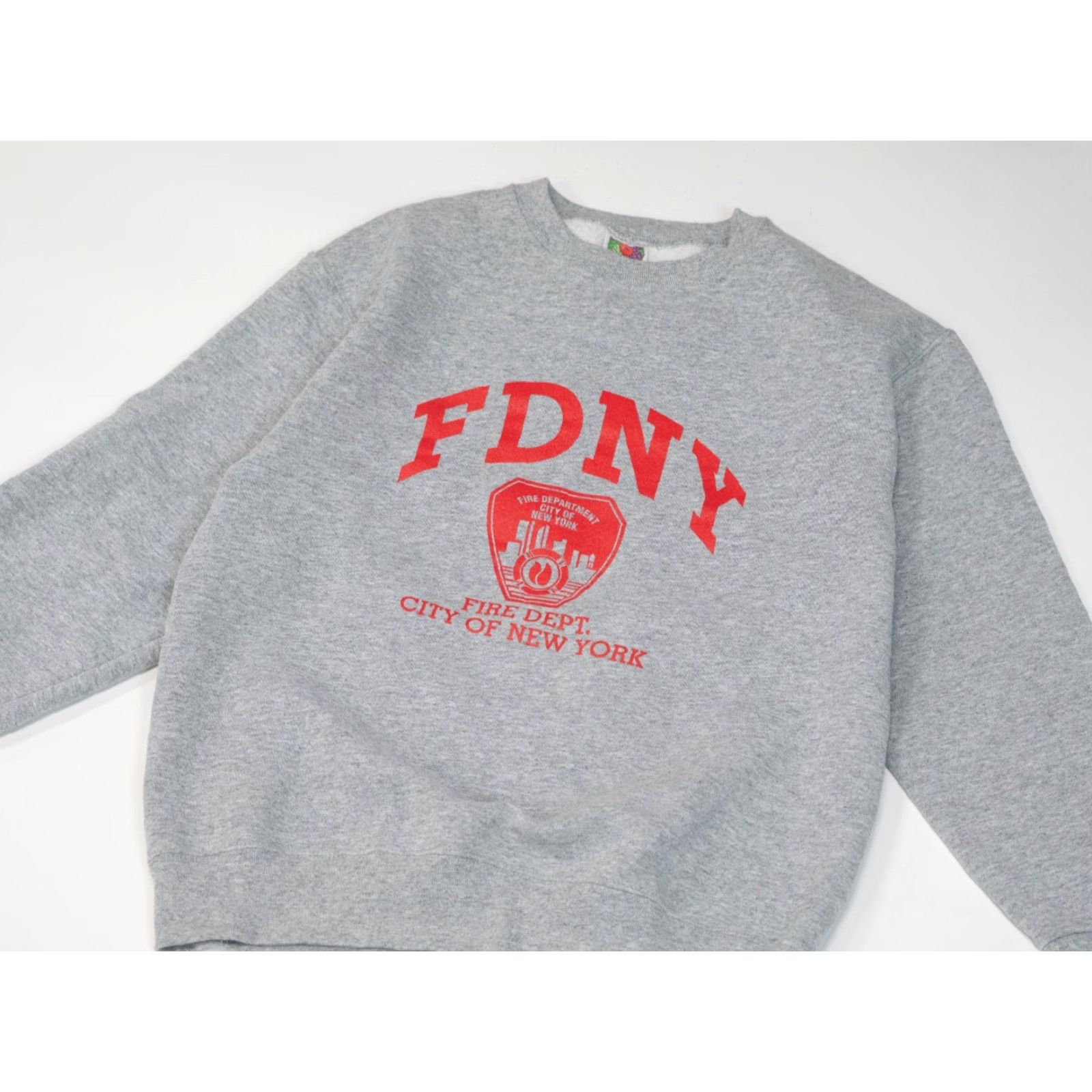 Fruit Of The Loom VINTAGE FDNY New York Fire Department Crewneck Sweatshirt Men M Gray Nike Size US M / EU 48-50 / 2 - 4 Thumbnail