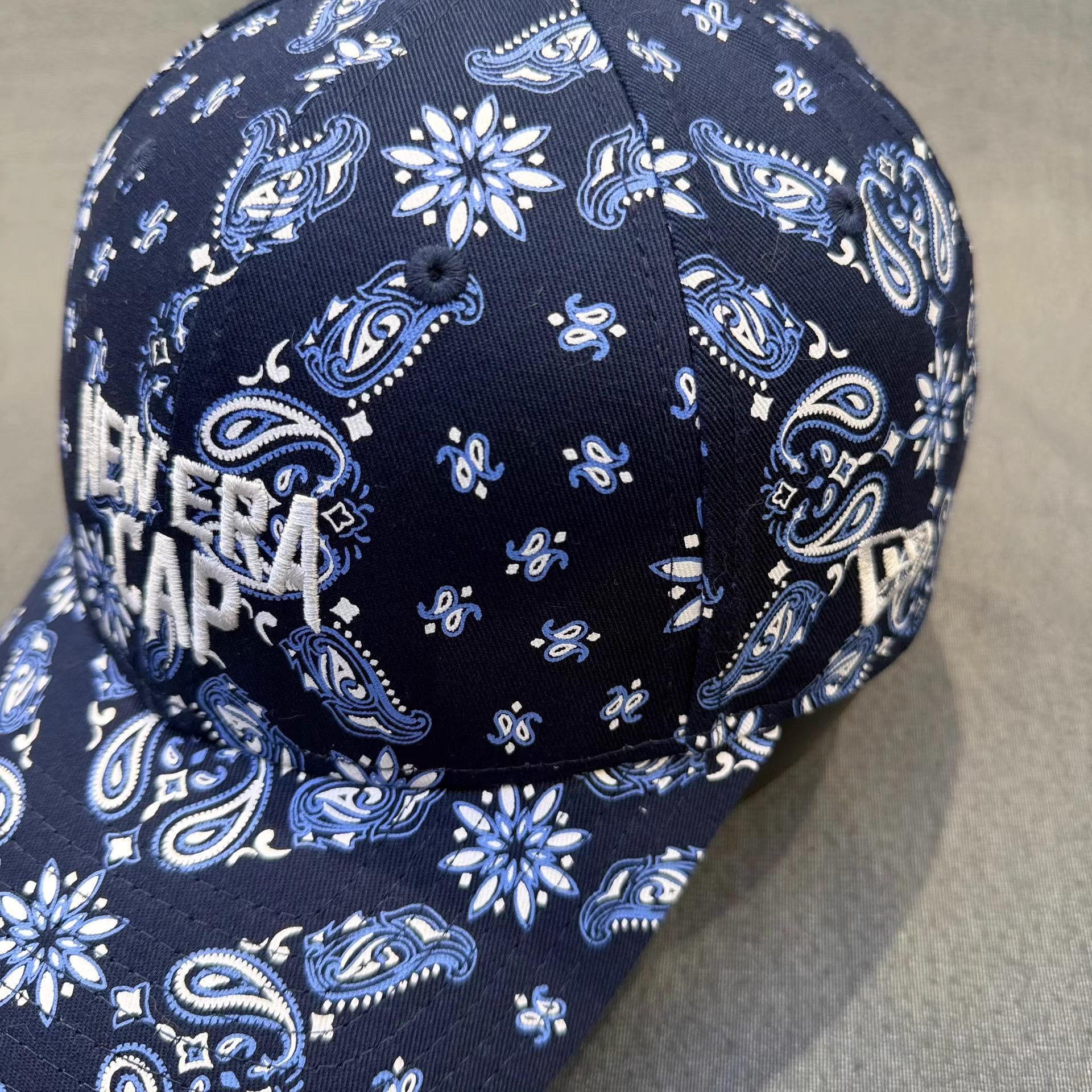 New Era New Era curved brim cap。 Q5 Size ONE SIZE - 4 Thumbnail