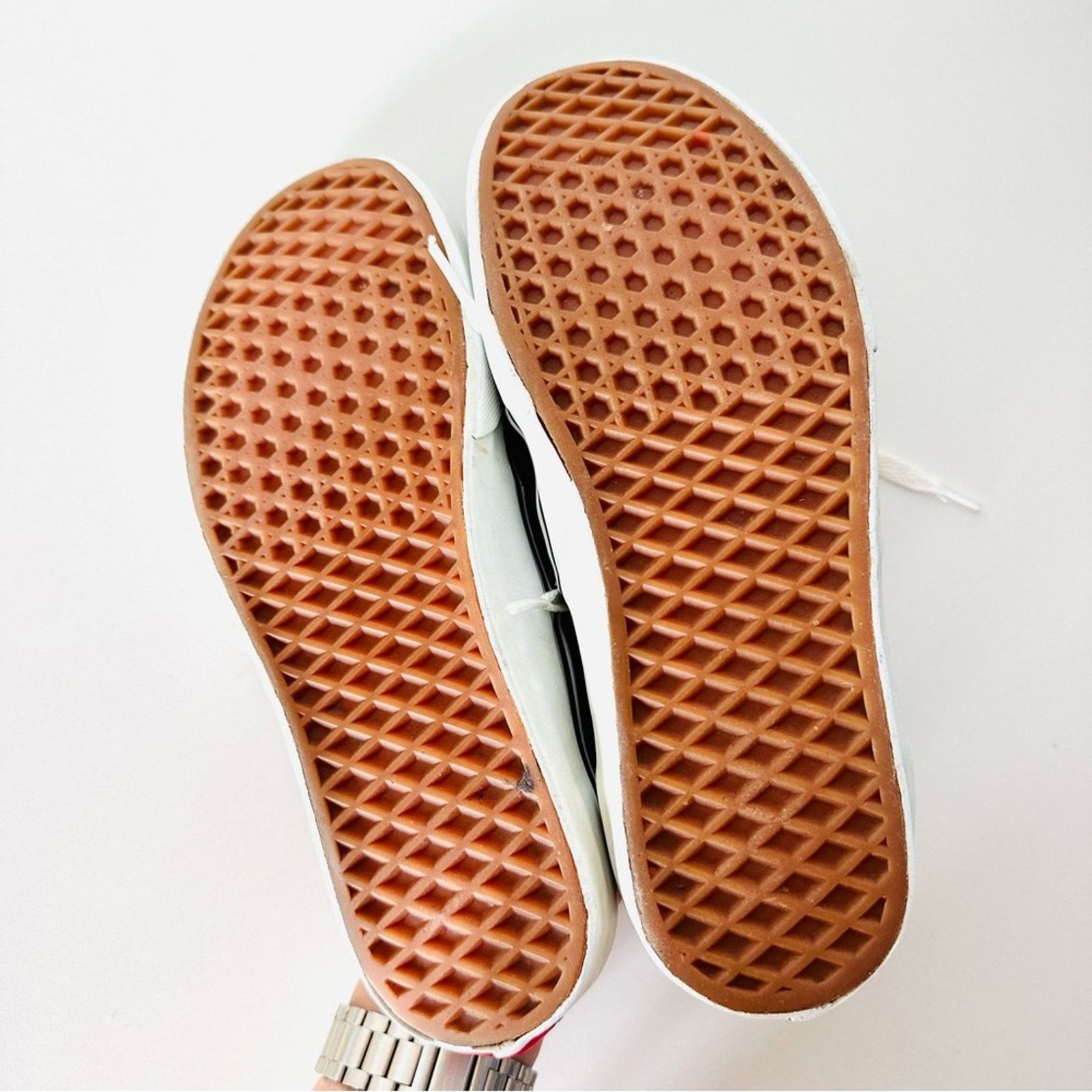 Vans VANS Classic Authentic Lace Up White Black Sneakers Shoes Size US 9.5 / IT 39.5 - 2 Thumbnail