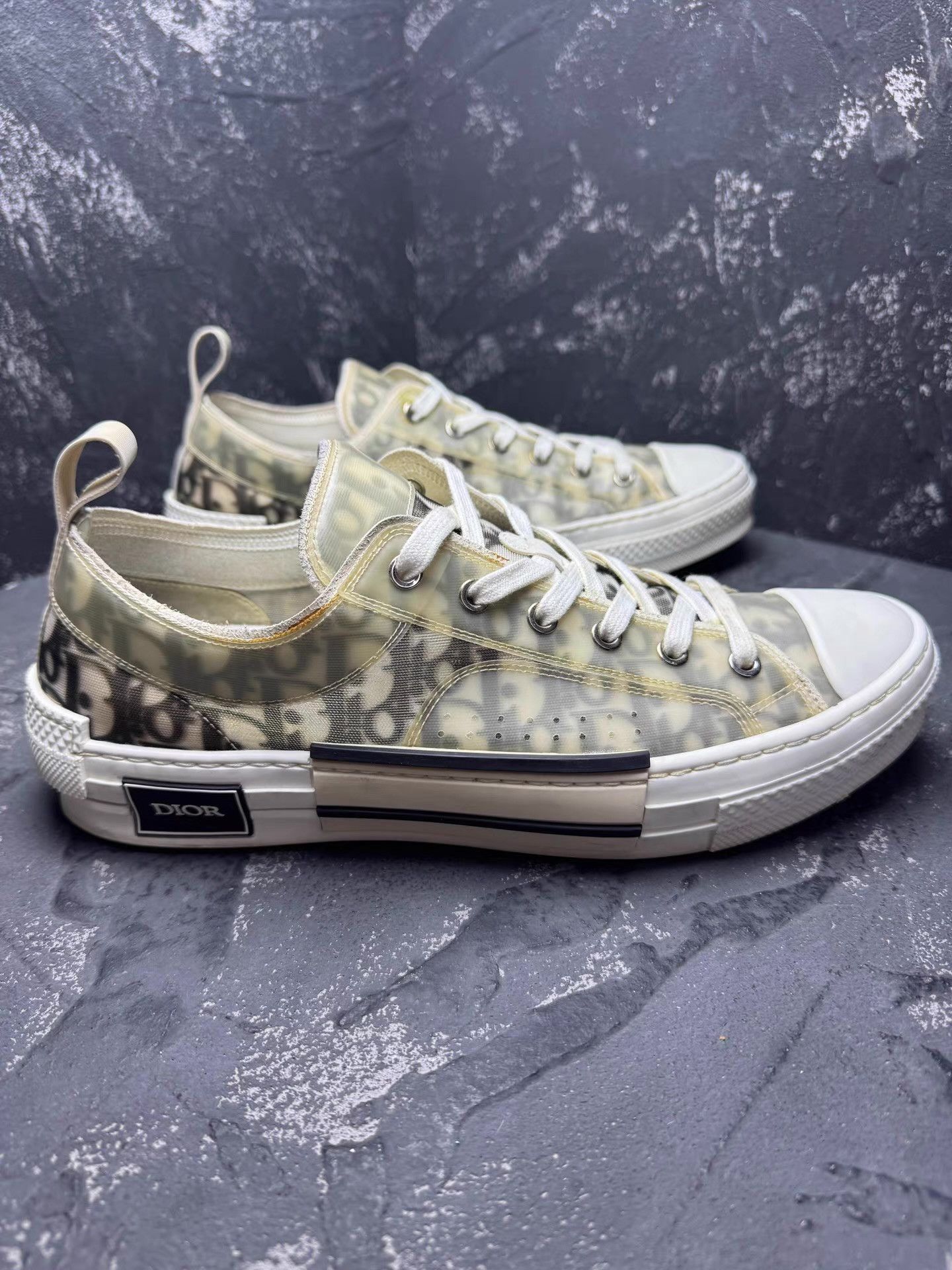 Dior DIOR B23 Grey & White Low-Top Sneakers Q10 Size US 10 / EU 43 - 5 Thumbnail