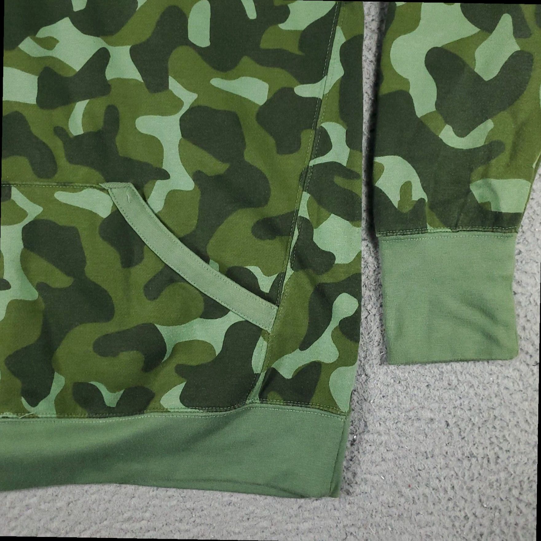 Champion Champion Green Camouflage Pullover Hoodie Womens Large Cotton Blend Fleece Sweatshirt Size L / US 10 / IT 46 - 5 Thumbnail