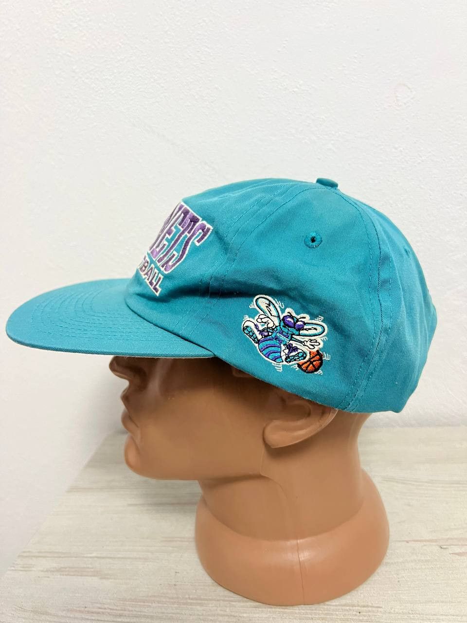 Champion × NBA × Vintage Vintage Champion Charlotte Hornets Hat Snapback NBA Size ONE SIZE - 1 Thumbnail
