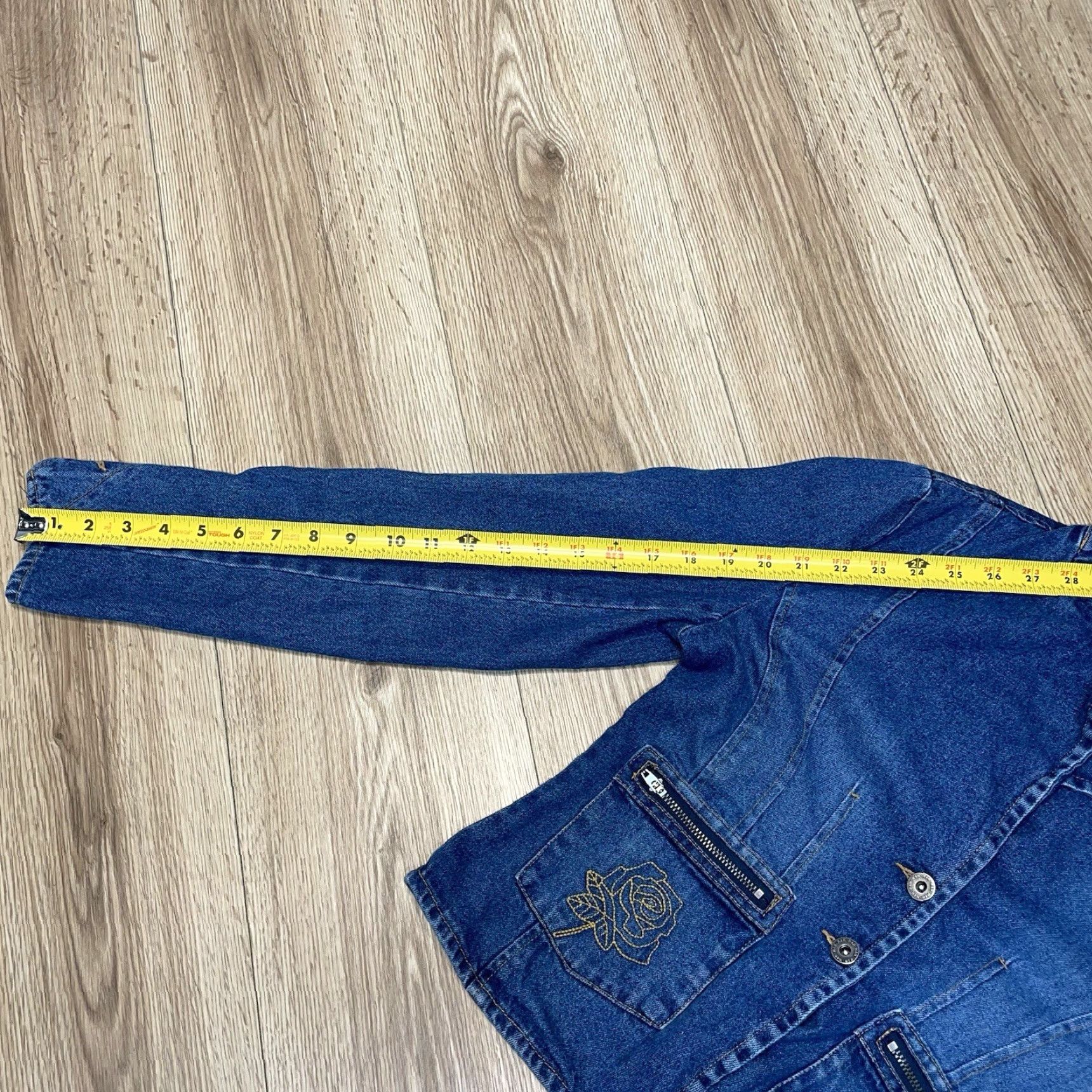 Vintage VINTAGE Rave Denim Jacket Women Medium Blue Embroidered 90s Basic Jean Outerwear Size 32" / US 10 / IT 46 - 7 Thumbnail