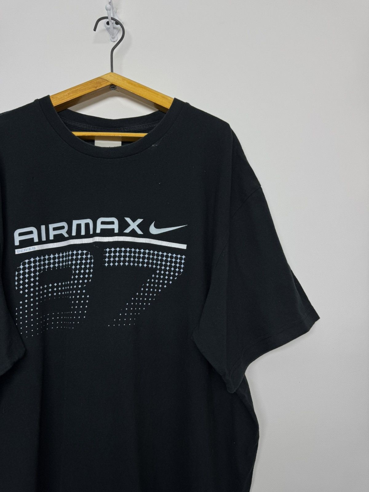 Nike Vintage Y2k Nike Air Max Big Swoosh T Shirt 00’s Size US XL / EU 56 / 4 - 6 Thumbnail