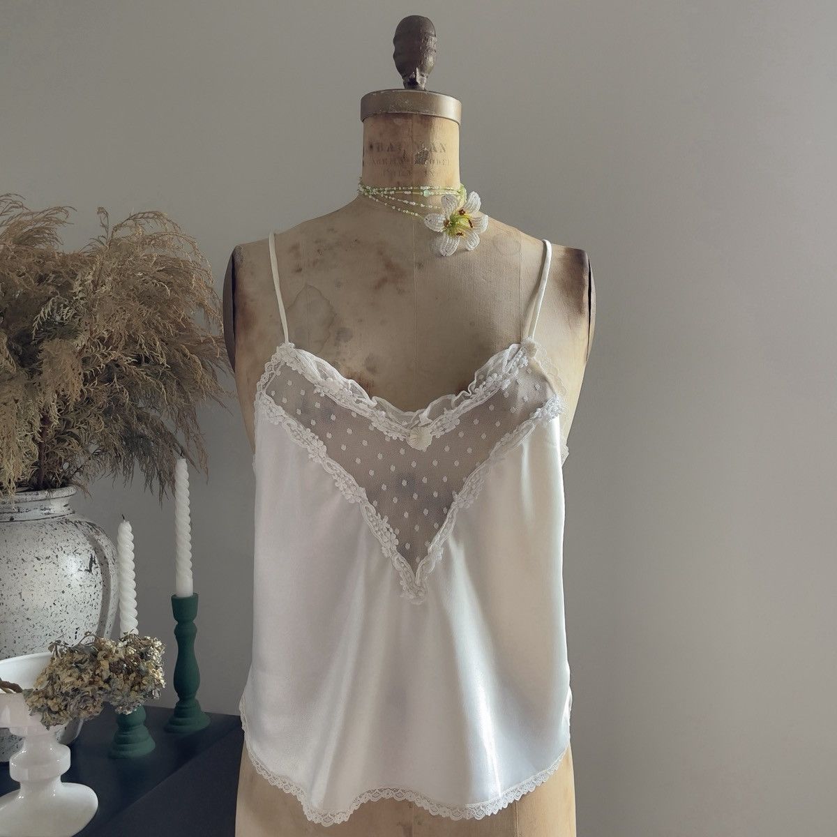 Vintage Vintage 1990s Ivory Satin Camisole (S–M) Size M / US 6-8 / IT 42-44 - 6 Thumbnail