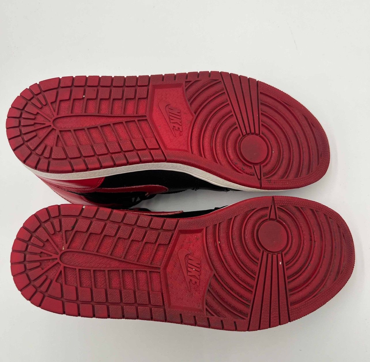 Jordan Brand × Nike Jordan 1 Banned Bred X 2010 OG Rare Size 11 Size US 11 / EU 44 - 6 Thumbnail