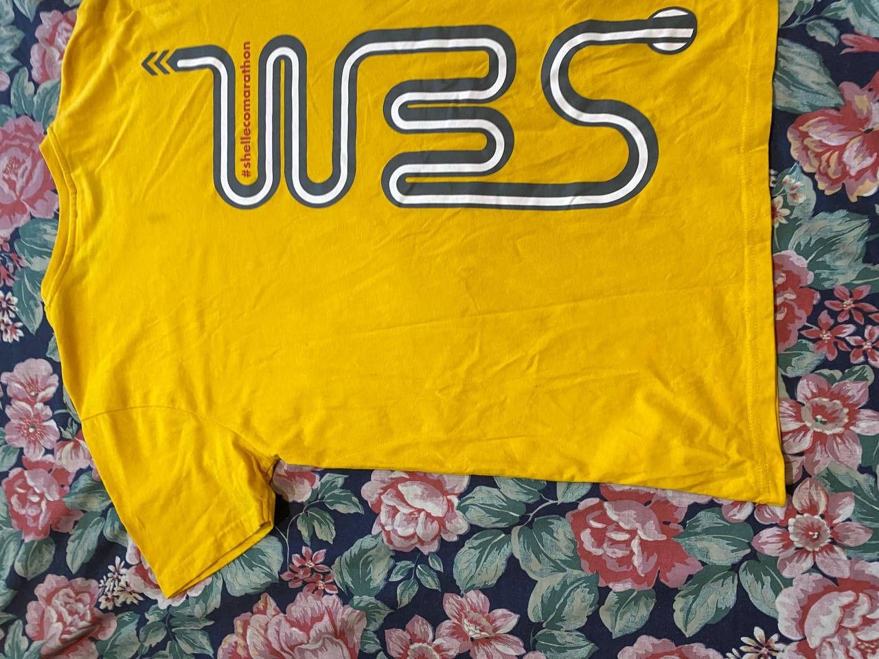 Marlboro Y2K Marlboro T-shirt yellow big print Vintage Size US M / EU 48-50 / 2 - 15 Thumbnail
