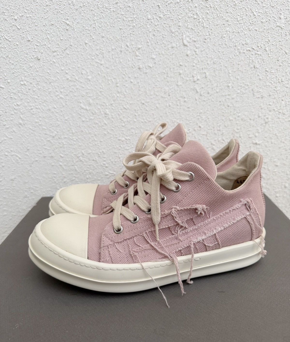 Rick Owens Rick Owens DRKSHDW distressed pink white low-top sneakers Size US 6 / IT 36 - 5 Thumbnail