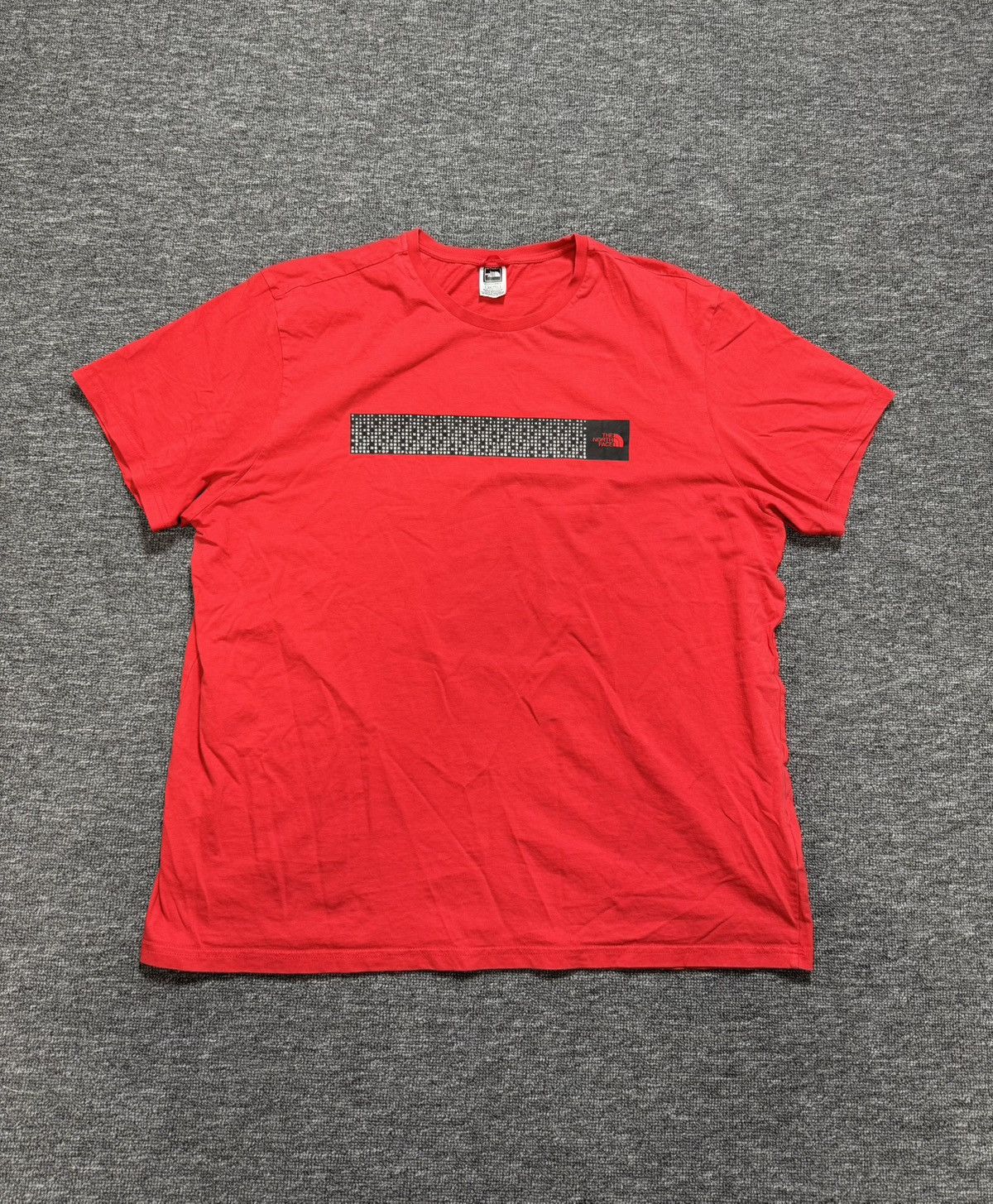 The North Face The North Face Men’s XXL Red T-Shirt “Never Stop Exploring” Size US XXL / EU 58 / 5 - 1 Thumbnail