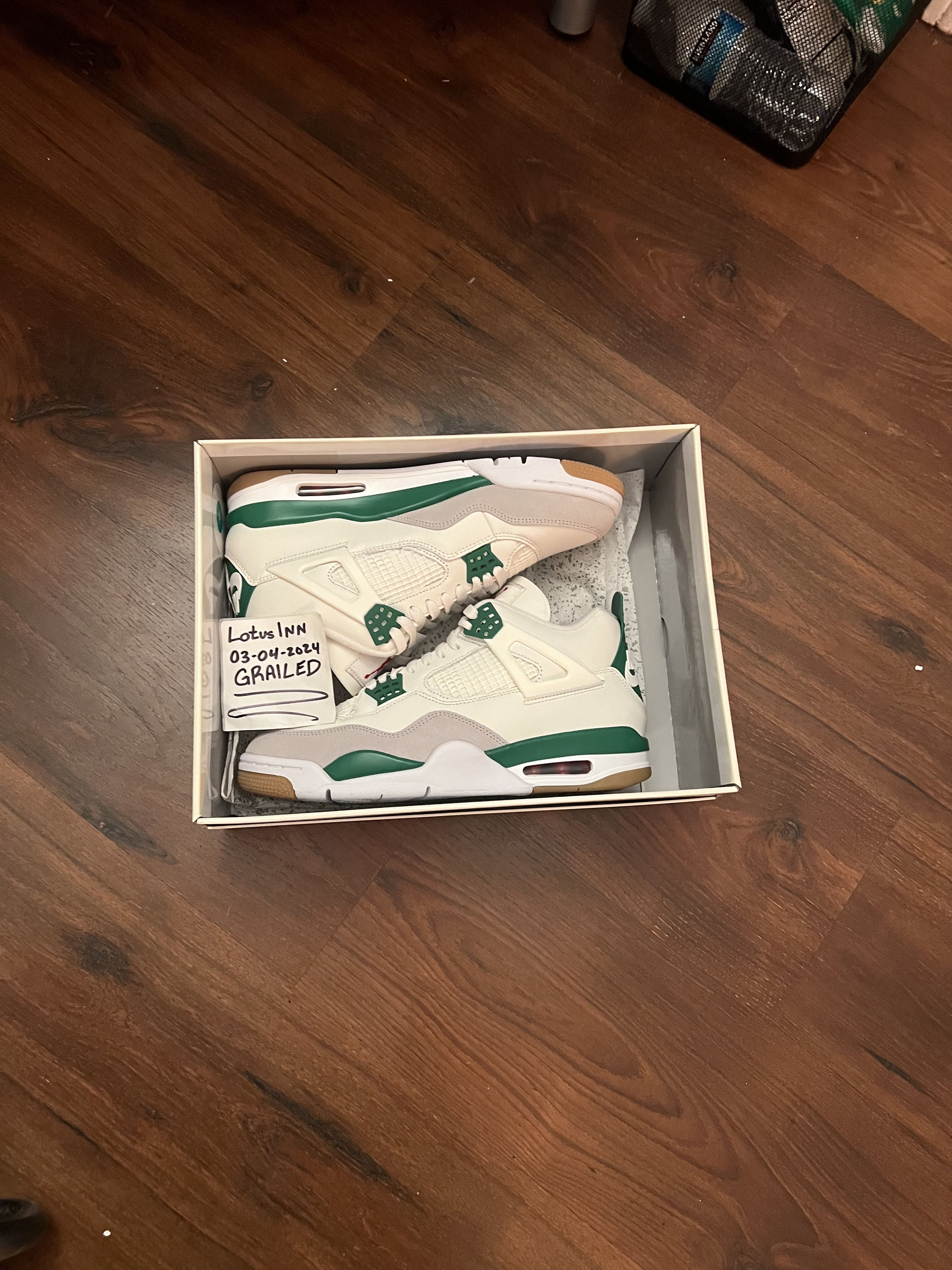 image of Jordan Brand 4 Retro Sb Pine Green Shoes in White, Men's (Size 10)