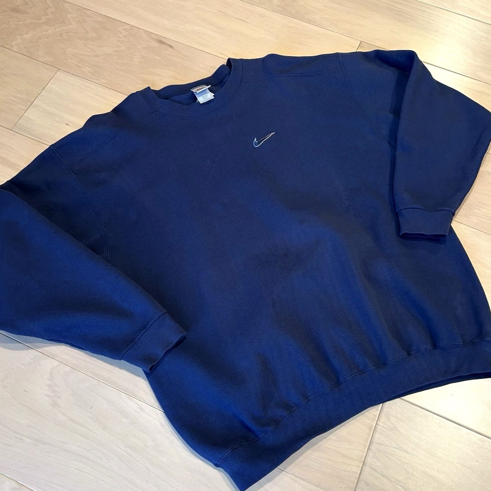 Nike VINTAGE Nike Blue Crew Sweatshirt Distressed Logo Men’s XL Sweatshirt Size US L / EU 52-54 / 3 - 3 Thumbnail