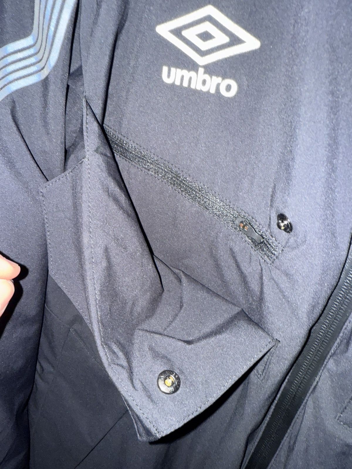 Umbro Umbro X Eliminator 21AW Size US L / EU 52-54 / 3 - 4 Thumbnail