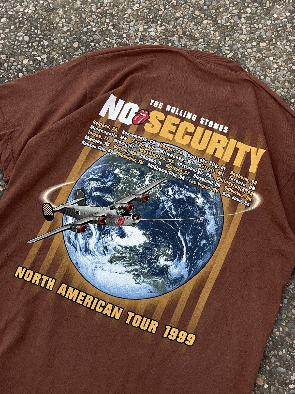 Band Tees The Rolling Stones 90’s No Security North American Tour Tee Size US M / EU 48-50 / 2 - 3 Thumbnail