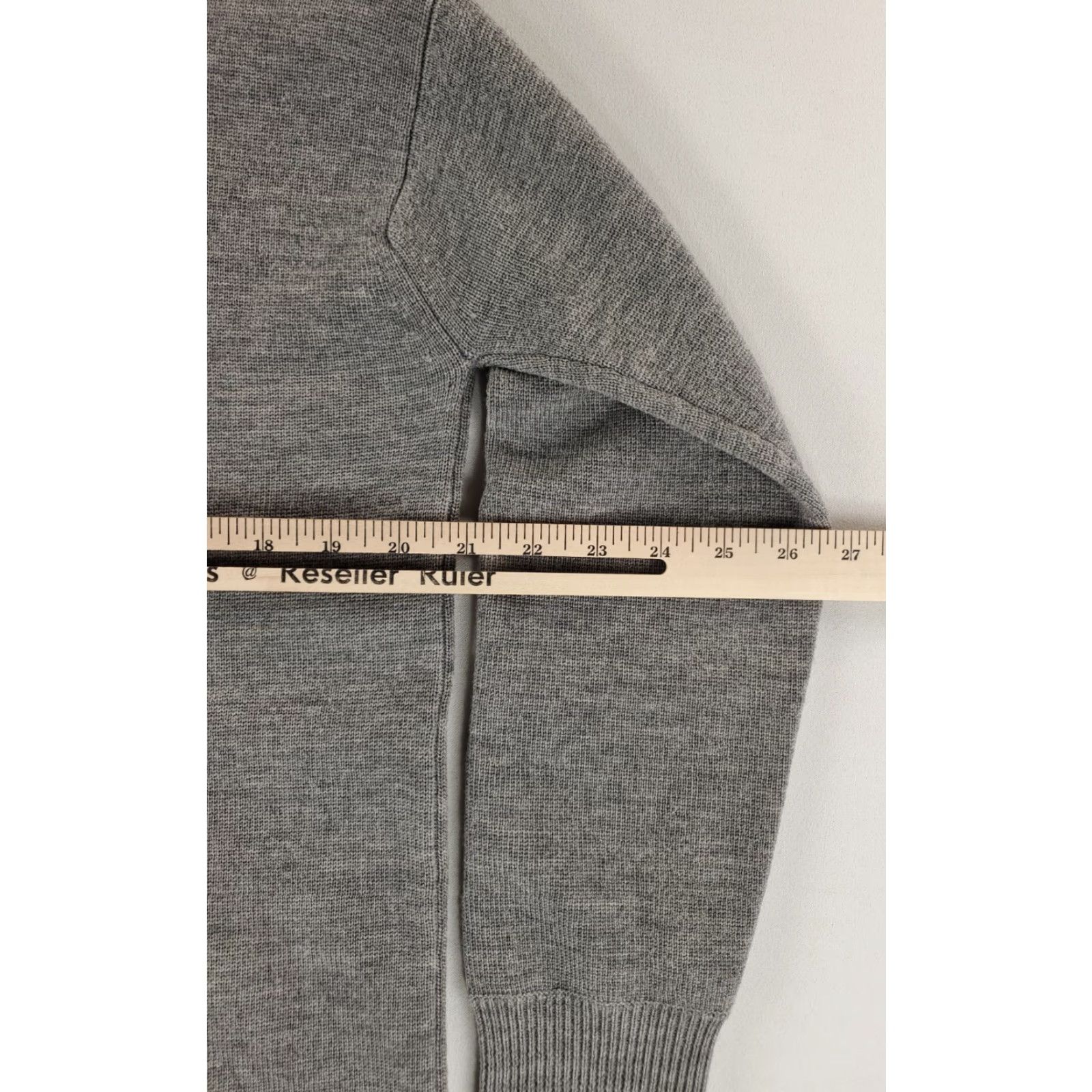 J.Crew J.CREW Sweater Crew Neck 100% Merino Wool Pockets Gray Mens M Pullover Men Merino Wool Jacket? Size US M / EU 48-50 / 2 - 4 Thumbnail