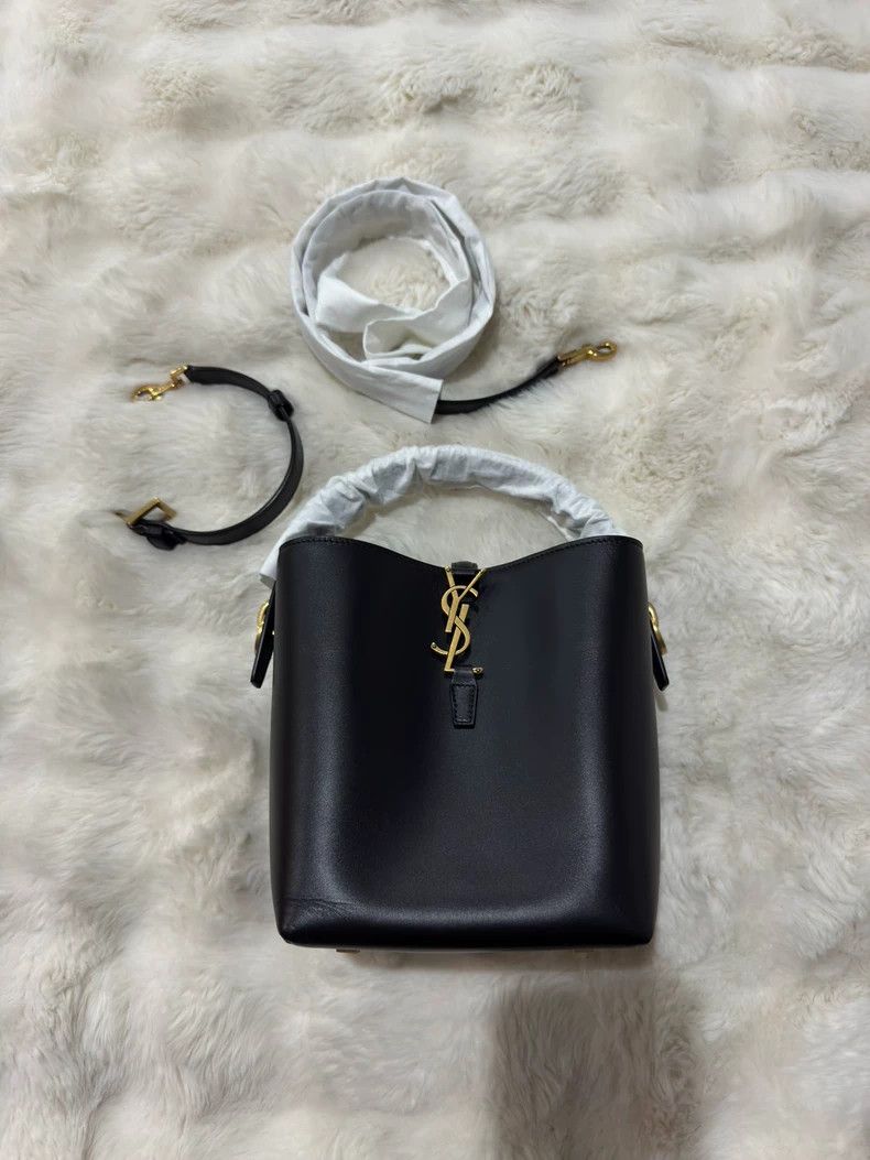 Saint Laurent Paris Saint Laurent Paris Small black gold cowhide bucket hobo b Size ONE SIZE - 1 Thumbnail