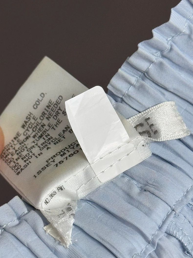 Issey Miyake Issey Miyake size:2 Baby blue pleated puff pants Size 23" - 4 Thumbnail