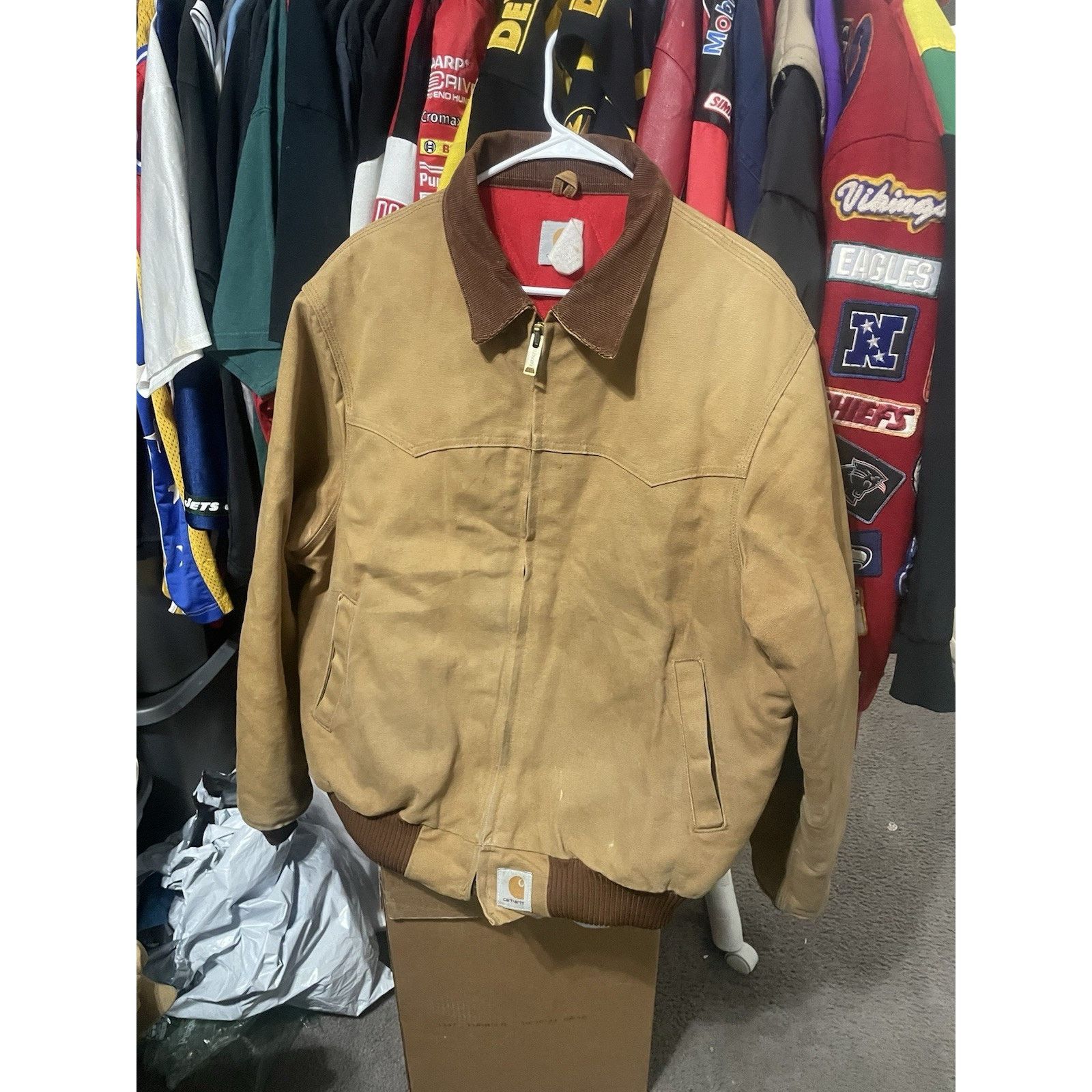 Carhartt Size XL-VTG Carhartt Santa Fe Red Quilt Lined J13 Tan Jacket Size US XL / EU 56 / 4 - 1 Thumbnail
