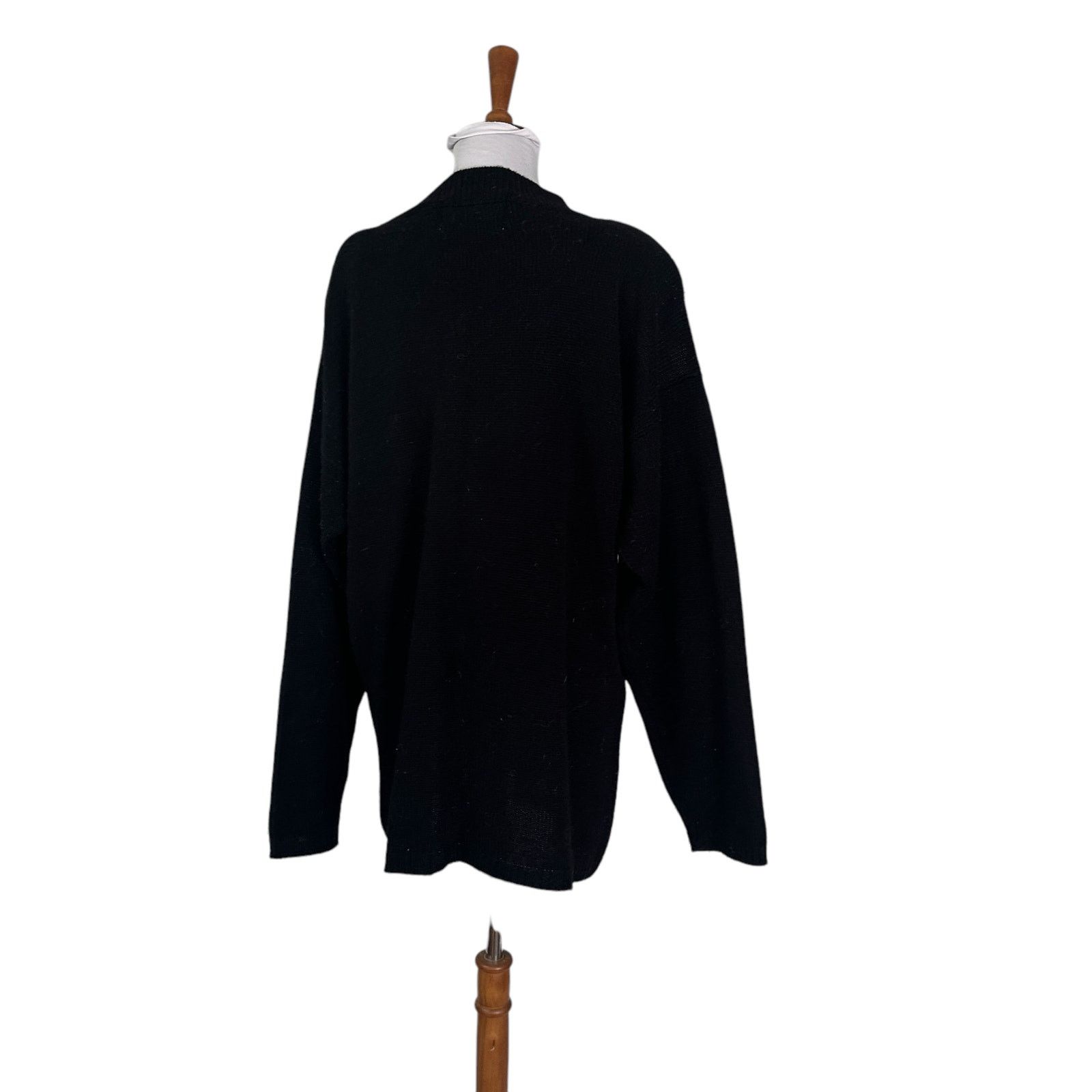 Vintage Vintage 1980s Black White Gold Geometric Sweater 18 XL Size US XL / EU 56 / 4 - 5 Thumbnail