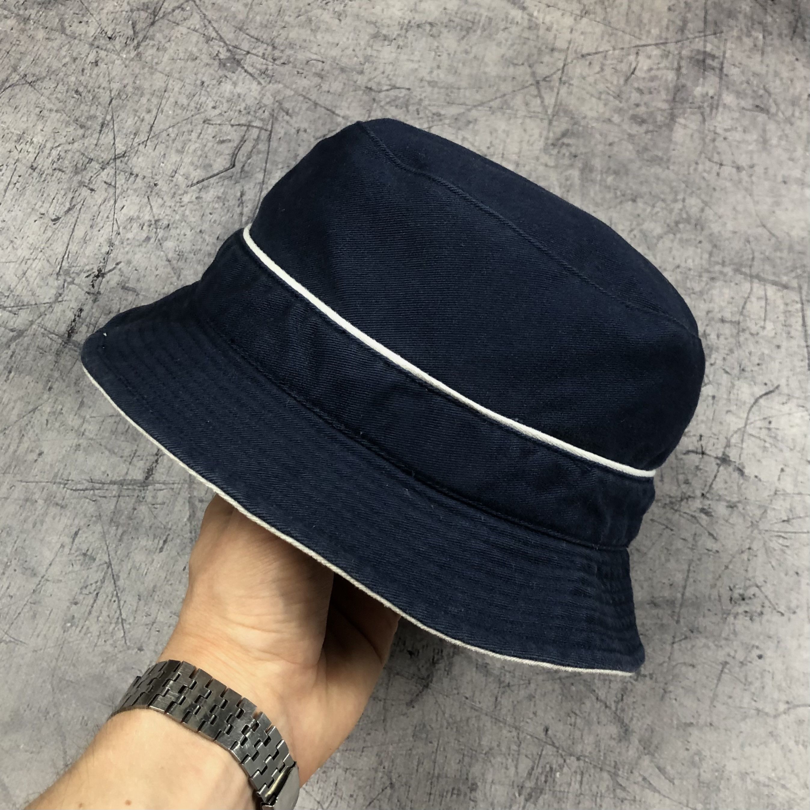 Nike Vintage Y2K Nike Swoosh Bucket Hat Cap Size ONE SIZE - 4 Thumbnail