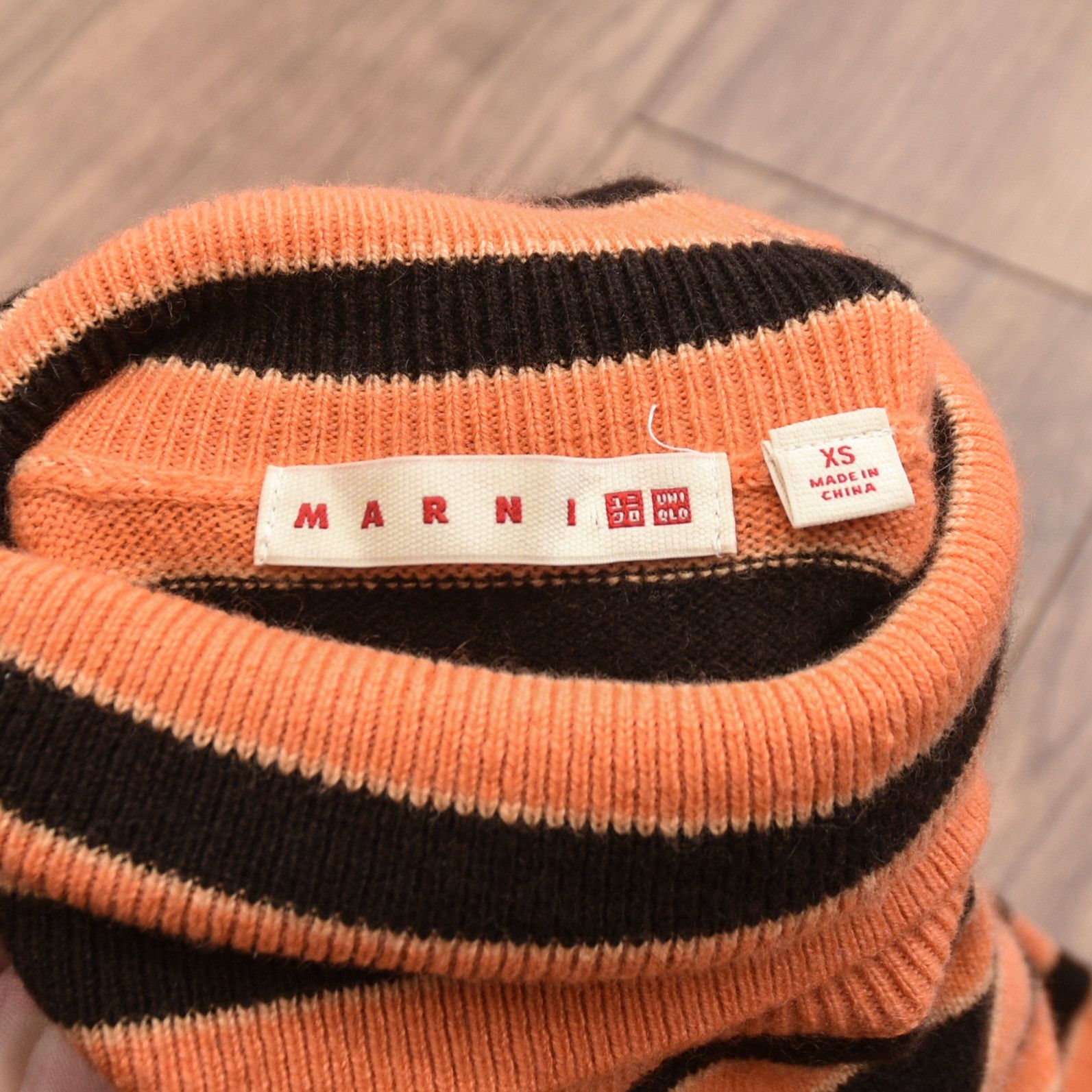 Marni × Uniqlo MARNI x UNIQLO Orange Striped 100% Cashmere Turtleneck Size XS / US 0-2 / IT 36-38 - 9 Thumbnail