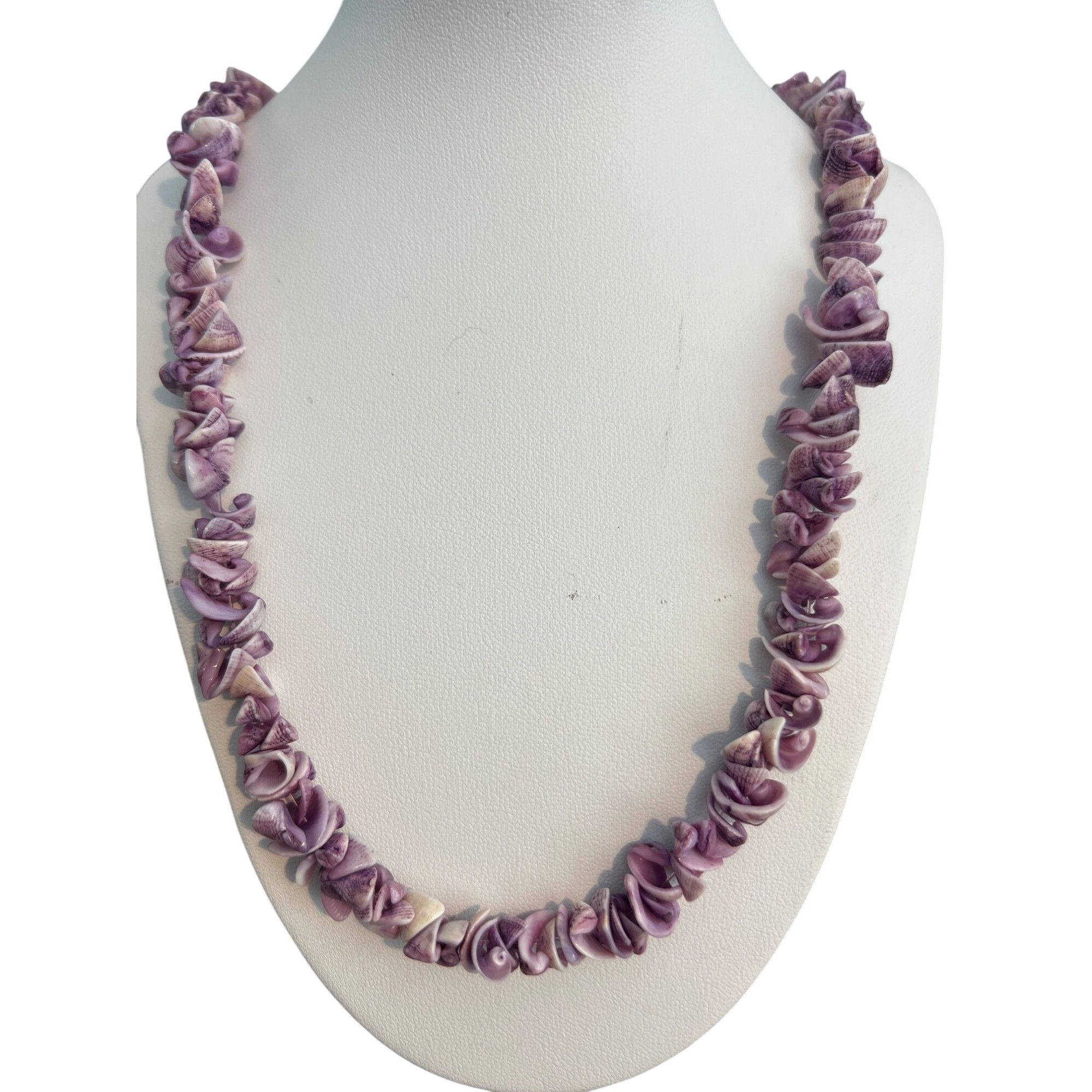 Other Vintage Chipped Shell Necklace Dyed Purple Surfer Vacation S Size ONE SIZE - 1 Thumbnail