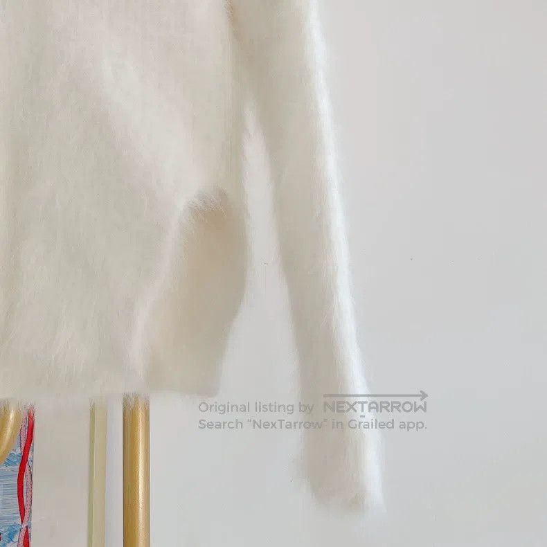 Balenciaga Balenciaga White Fuzzy Knit Top Size XS / US 0-2 / IT 36-38 - 5 Thumbnail