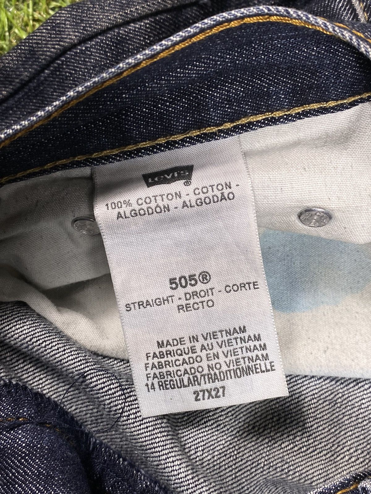 Levi's Vintage 90s Levi’s 505 jeans denim faded size 27x27 Size US 27 - 7 Thumbnail
