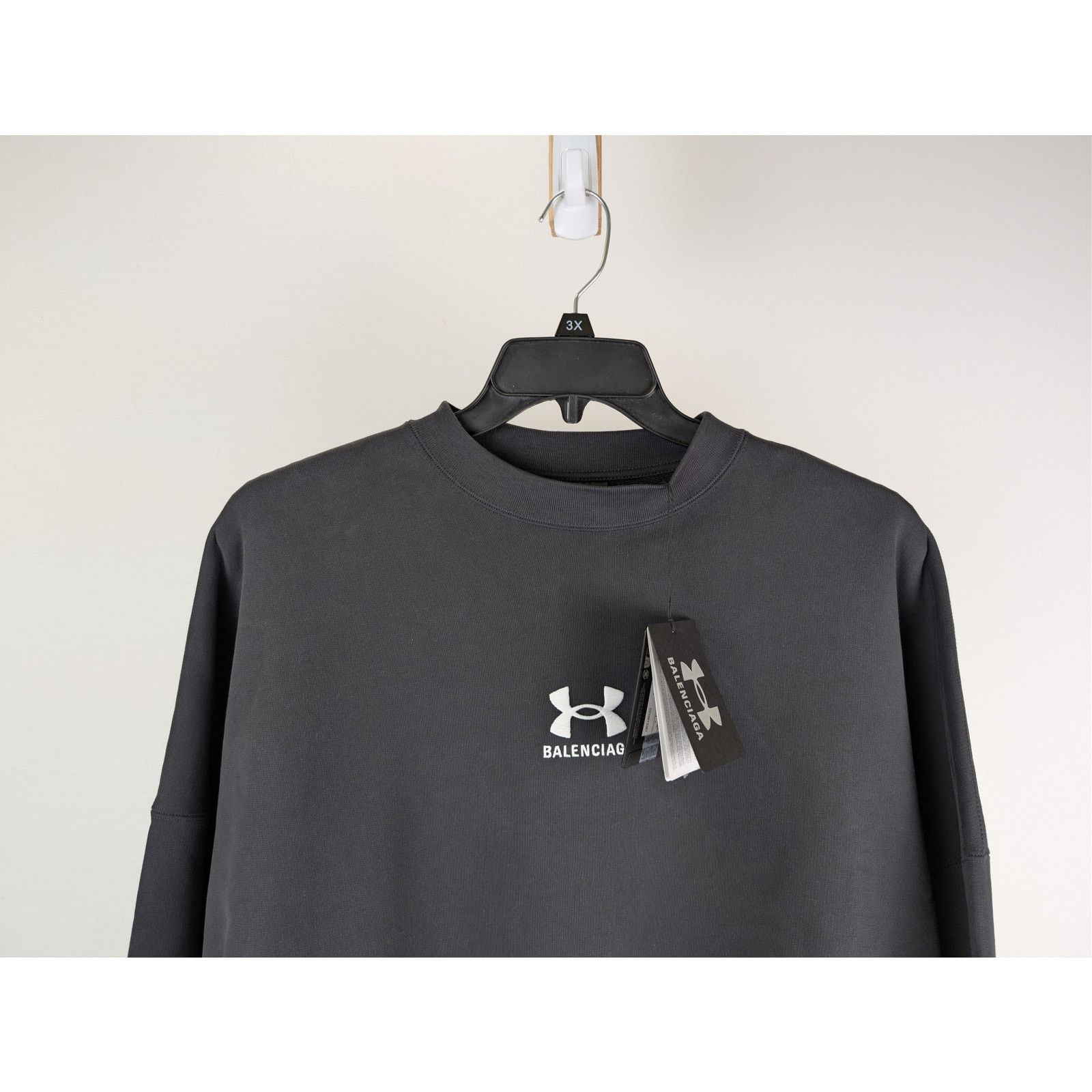 Balenciaga × Under Armour o1rshd1 Under Armour Oversized Crewneck Sweatshirt in Black Size US XL / EU 56 / 4 - 2 Thumbnail