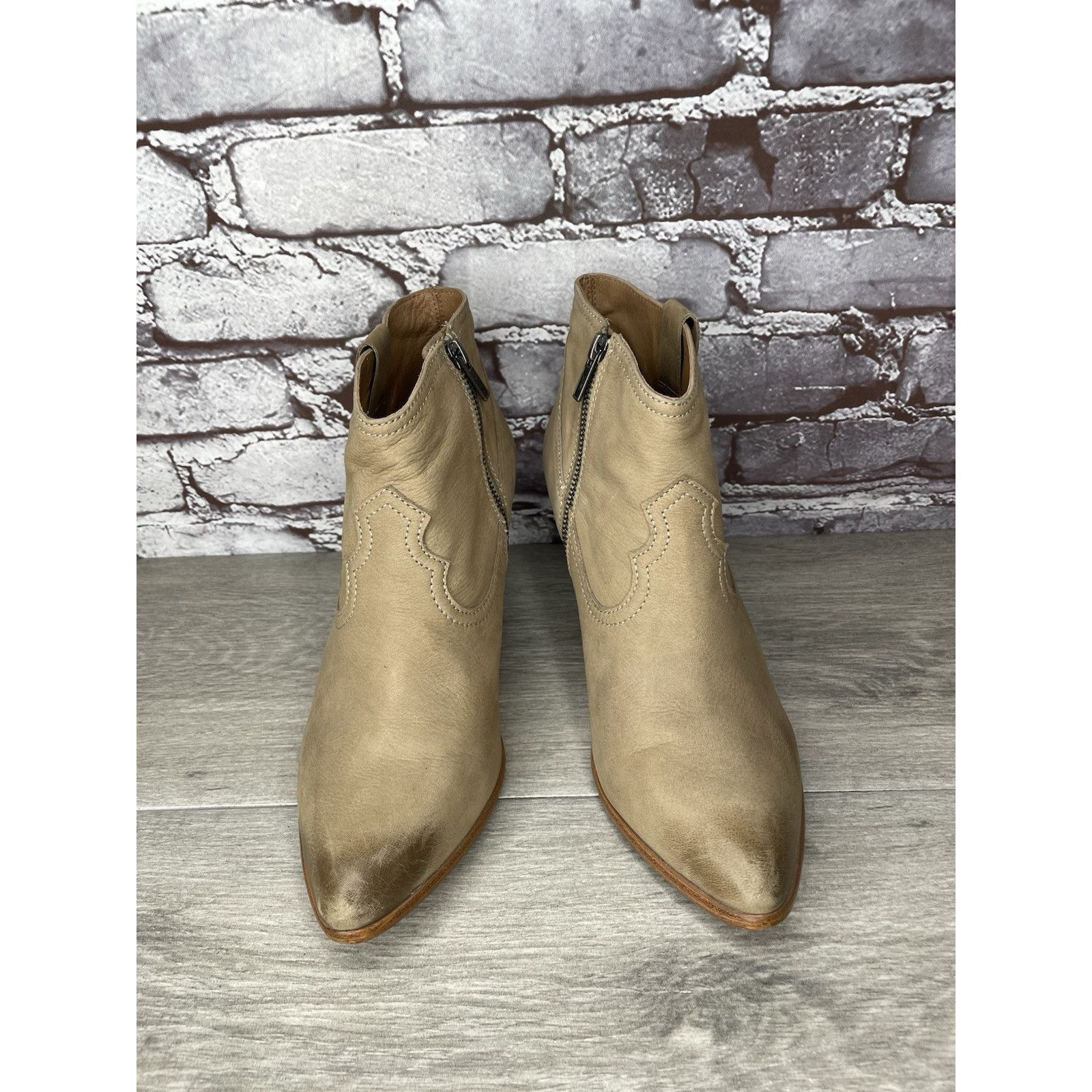 Frye Frye Ash Taupe Leather Pointed Toe Western Heel Booties Wome Size US 10 / IT 40 - 2 Thumbnail