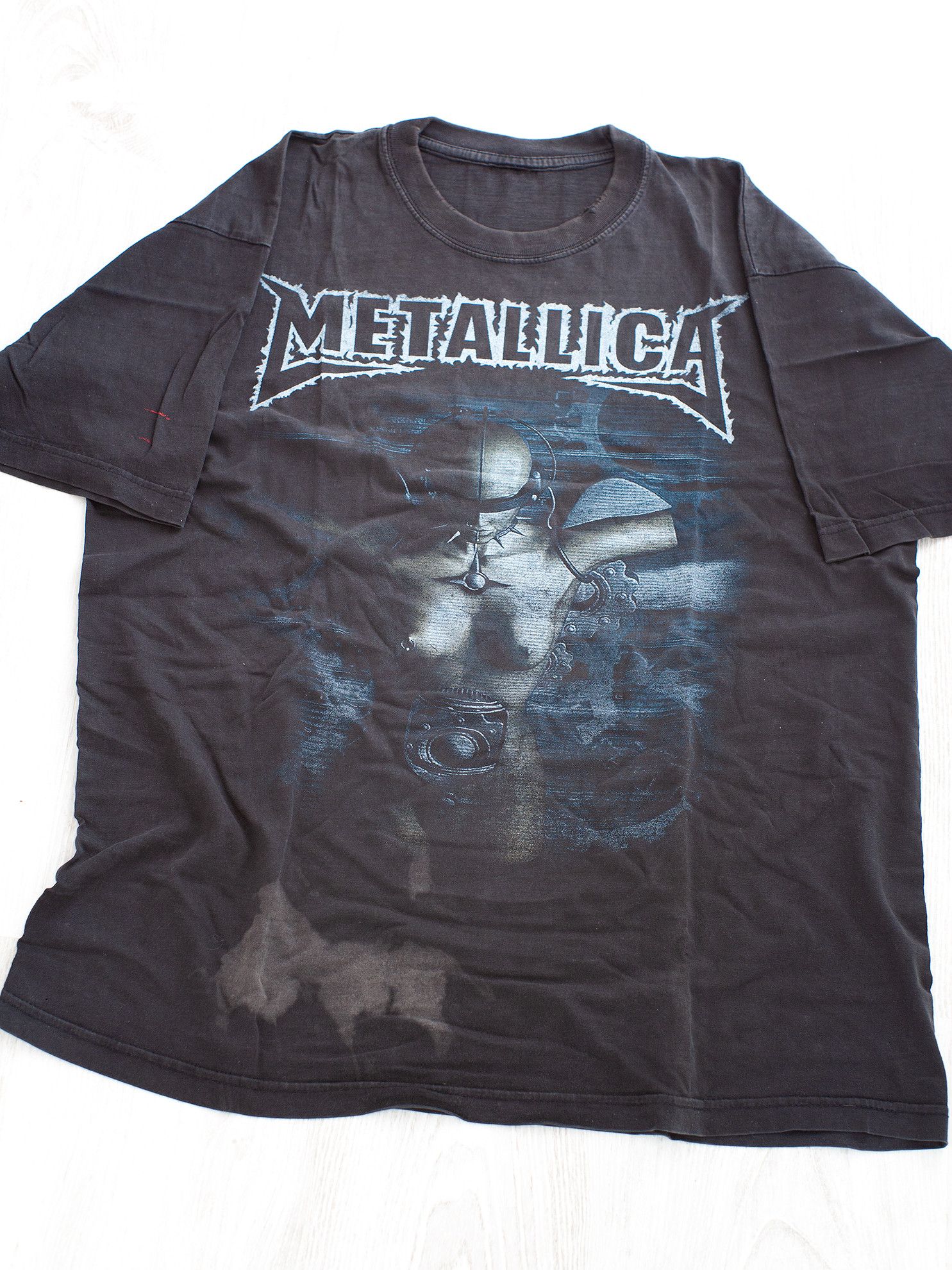 Vintage Vintage 90s / 00s Metallica Cyberpunk Bootleg T-Shirt Size US L / EU 52-54 / 3 - 1 Thumbnail
