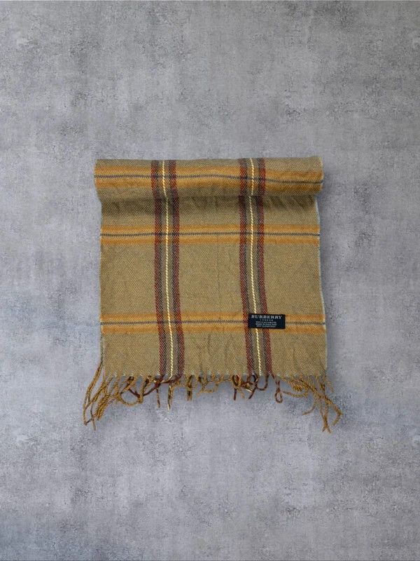 Burberry Vintage Burberry scarf beige cashmere pattern Size ONE SIZE - 1 Thumbnail